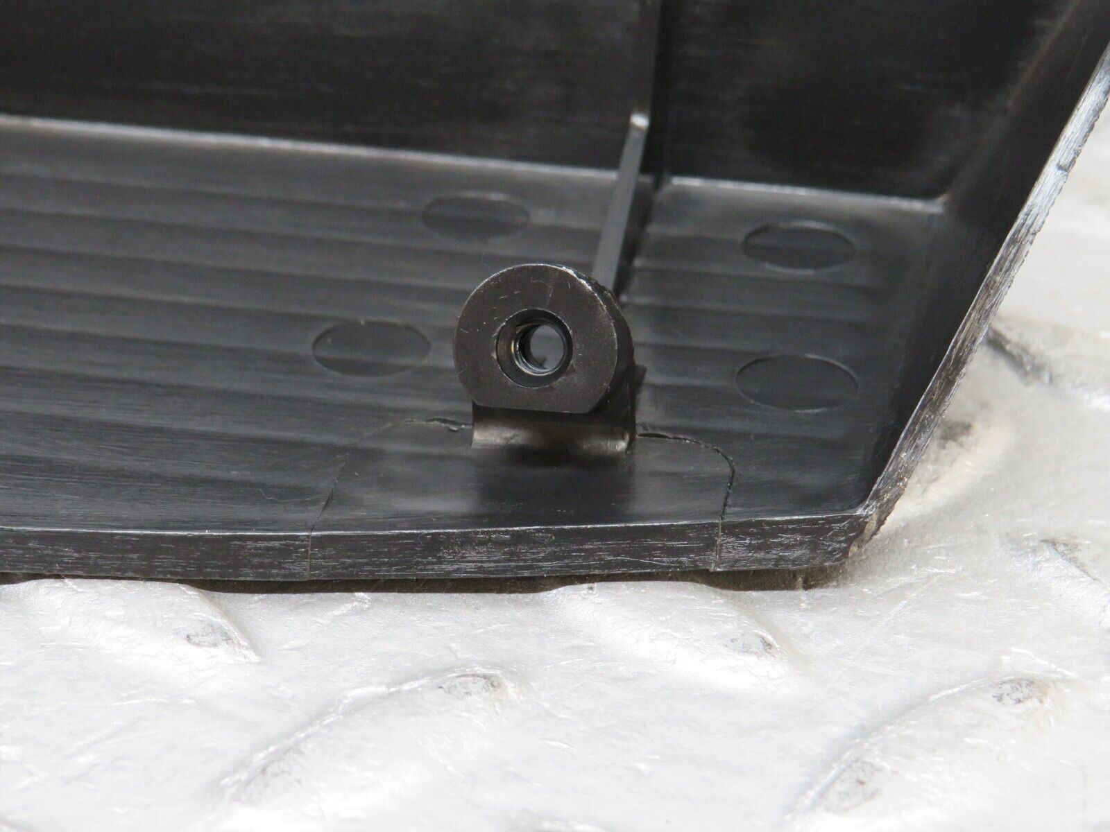 37930 Mercedes-Benz A124 320E Cabriolet Foot Rest Black 1249760060