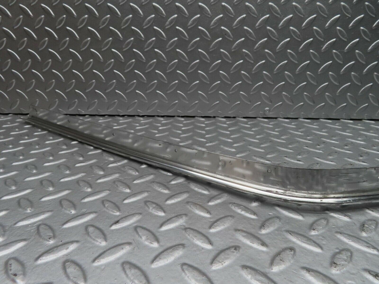 20953 Mercedes-Benz W114 250CE Coupe Roof Chrome Moulding Trim Left Side