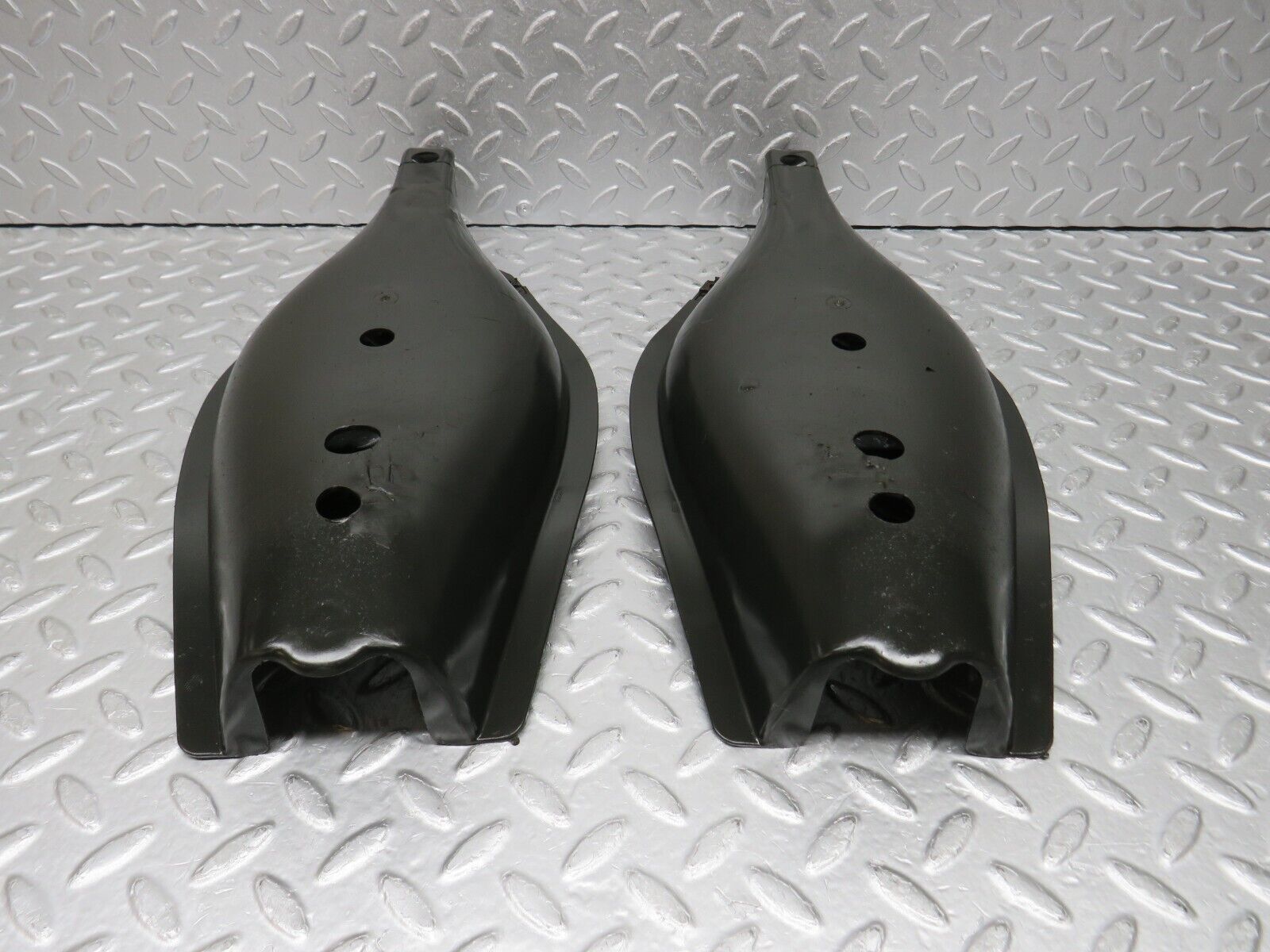 38433 Mercedes-Benz R129 280SL Coupe Rear Control Arm Cover Pair 1293520188