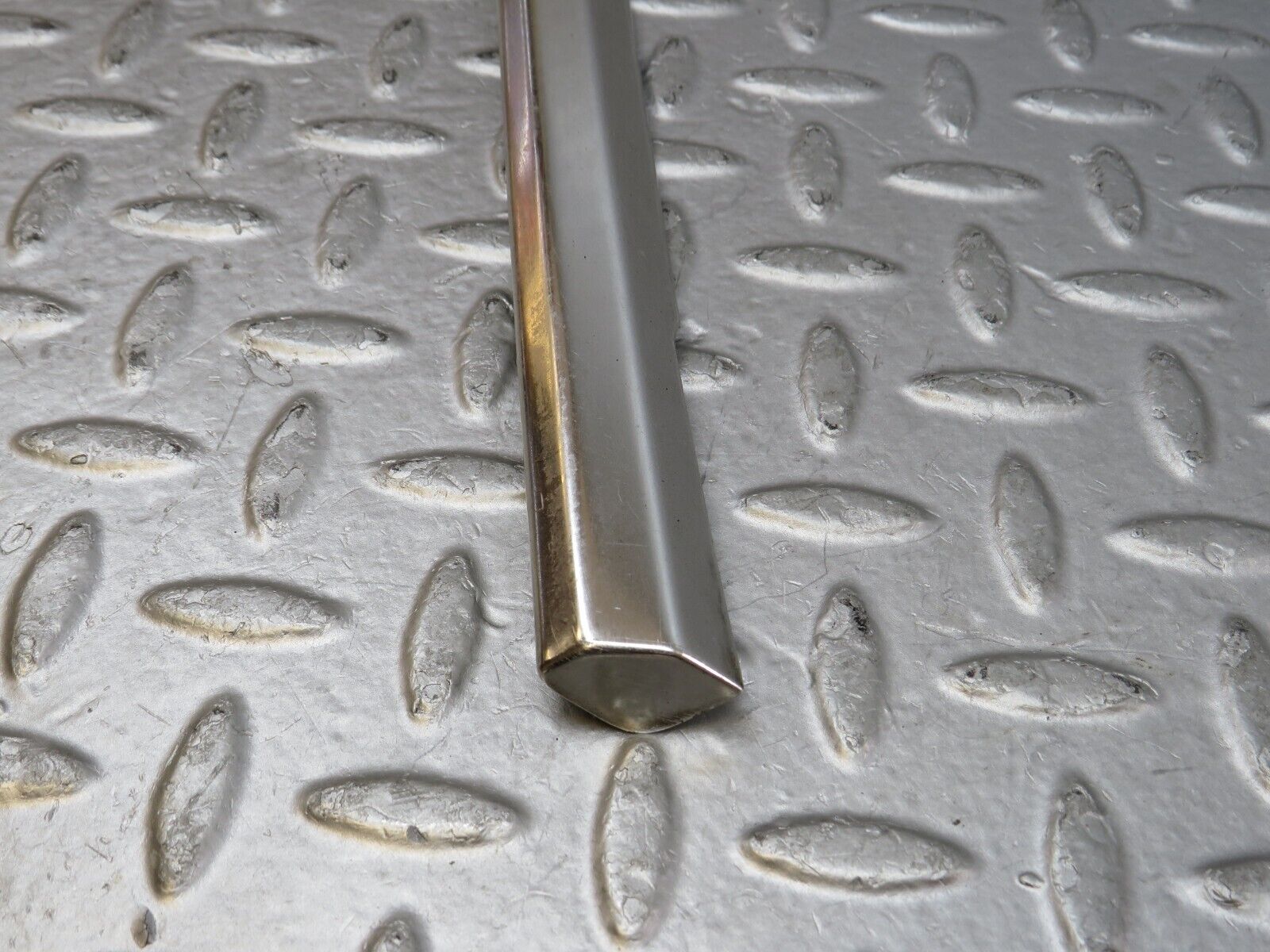 36293 Mercedes-Benz W126 420SE Rear Right Door Chrome Moulding Trim