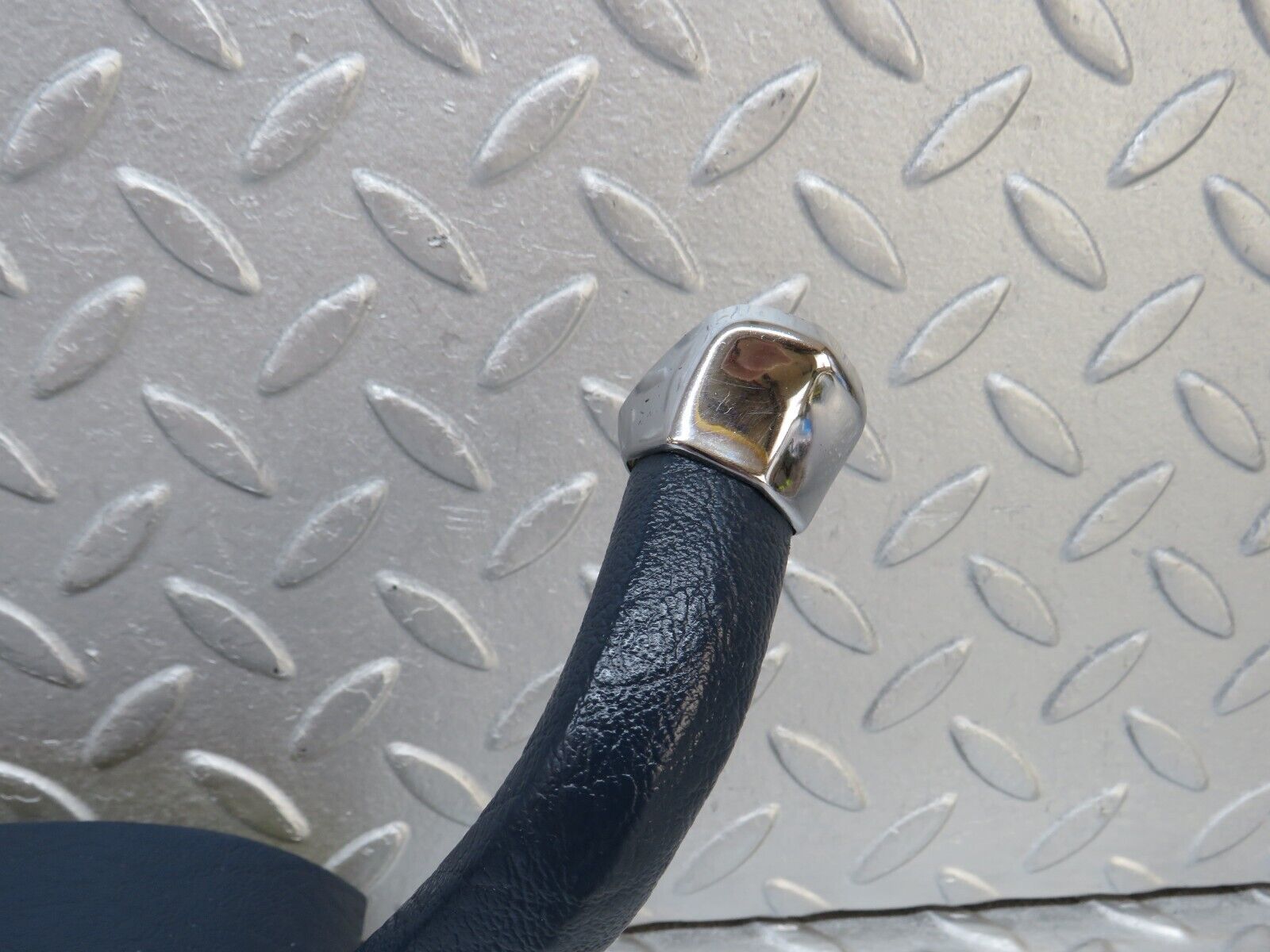 37304 Mercedes-Benz W109 300SEL Interior Door Handle Rear Left Blue