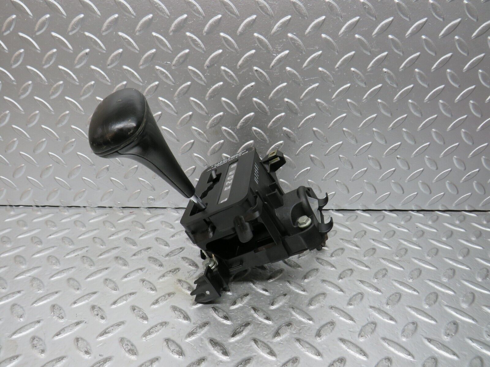 27683 Mercedes-Benz S124 300TE Wagon Automatic Gear Selector 1292670637