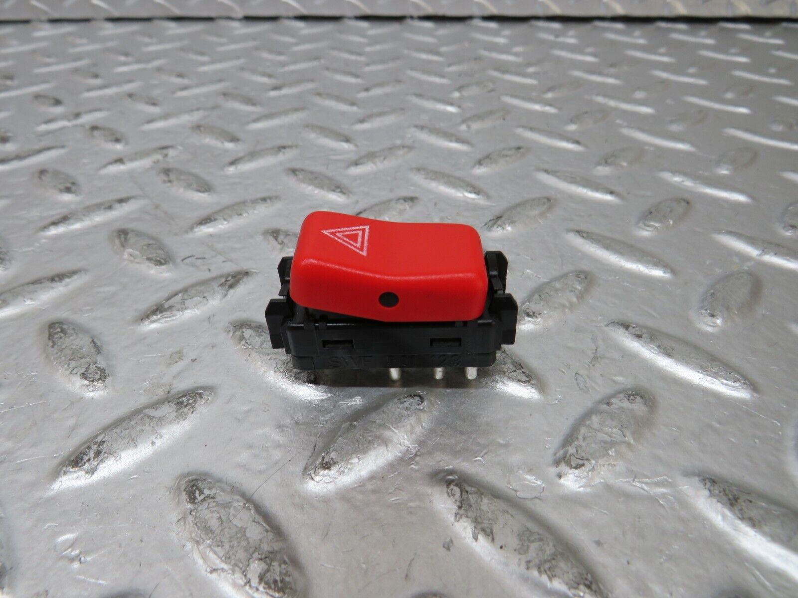 26526 Mercedes-Benz C124 220CE Coupe Hazard Warning Light Switch 1248200110