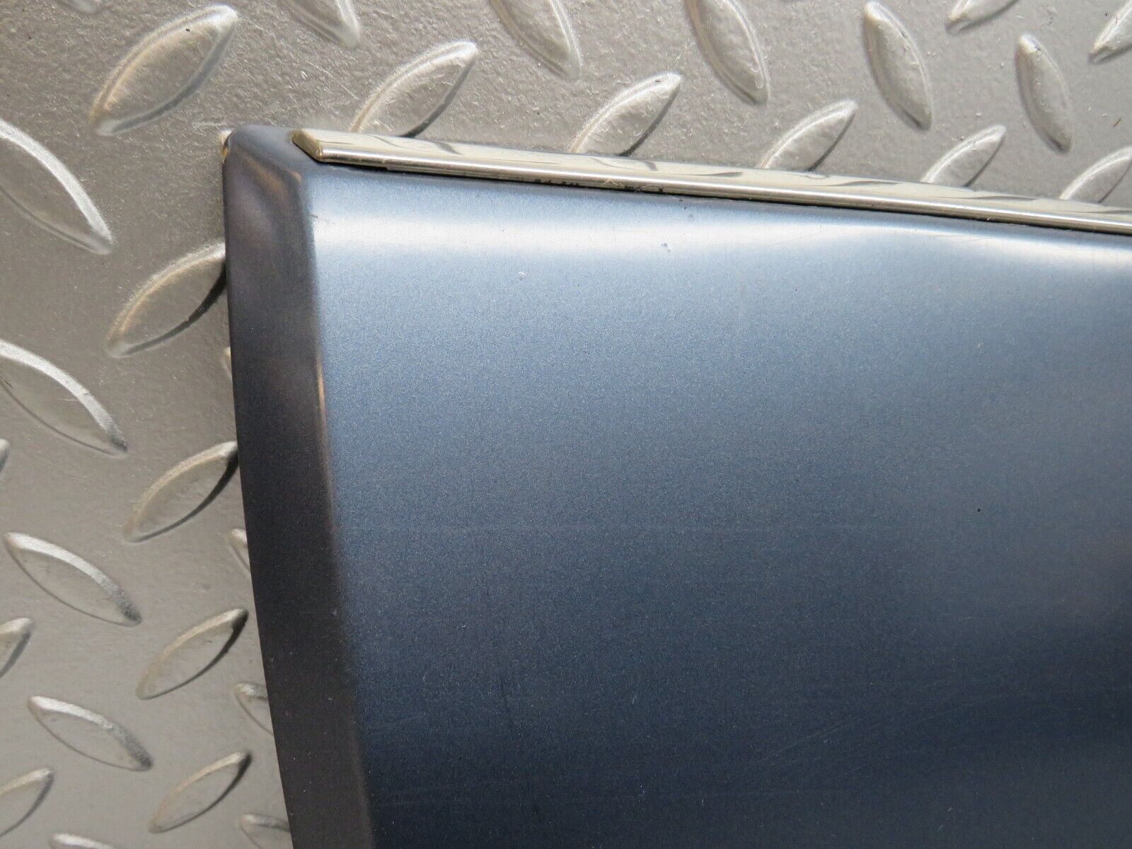 31281 Mercedes-Benz S124 220TE Wagon Front Left Door Lower Trim 1246901540