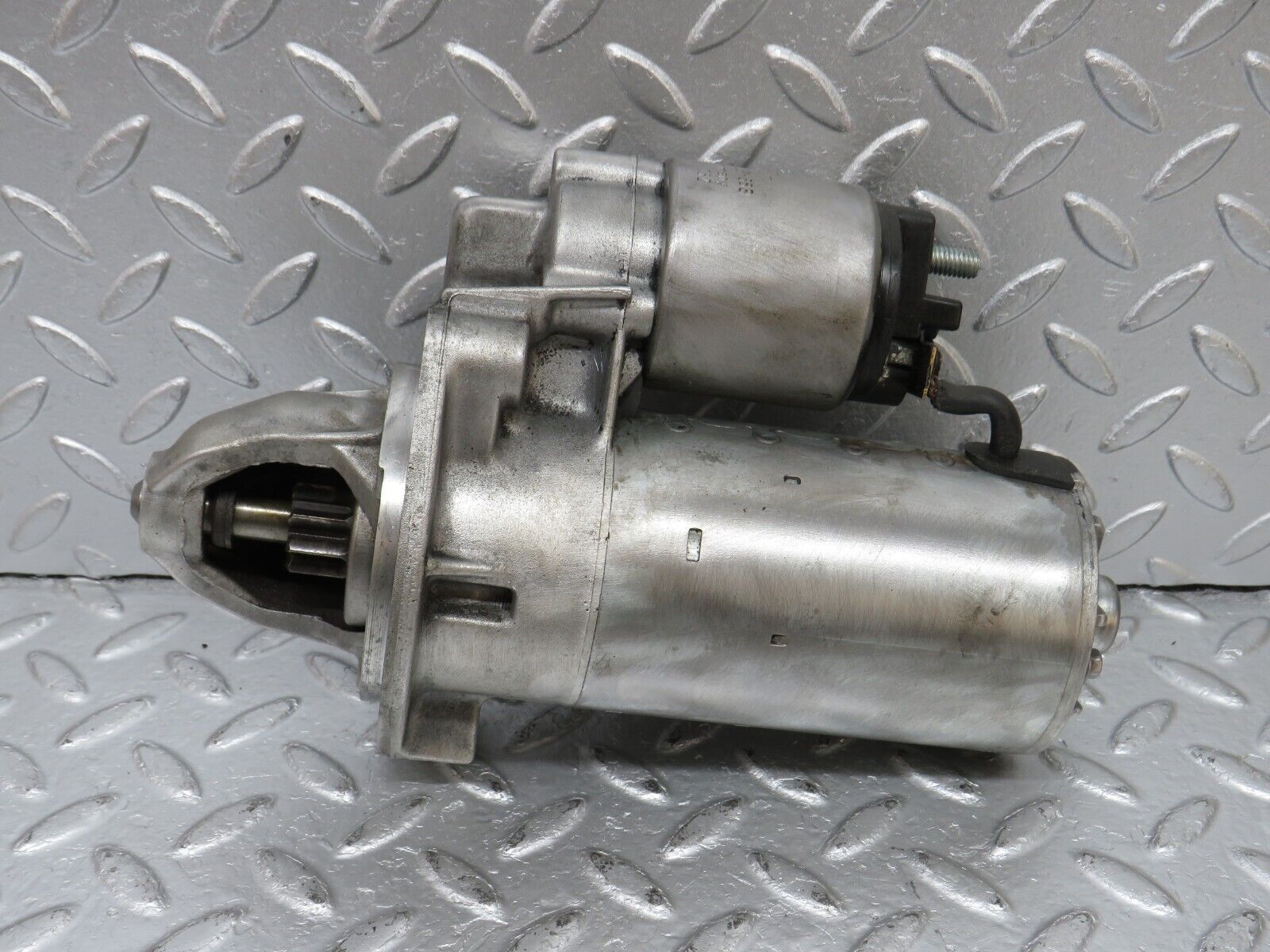 33862 Mercedes-Benz W201 190E 2.0L Starter Motor Bosch 0001108003 0331303053553