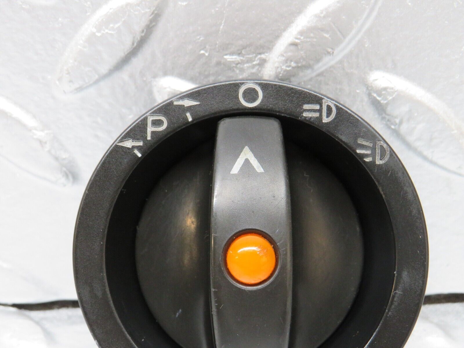 31028 Mercedes-Benz W123 230E Headlight Switch Collar Knob