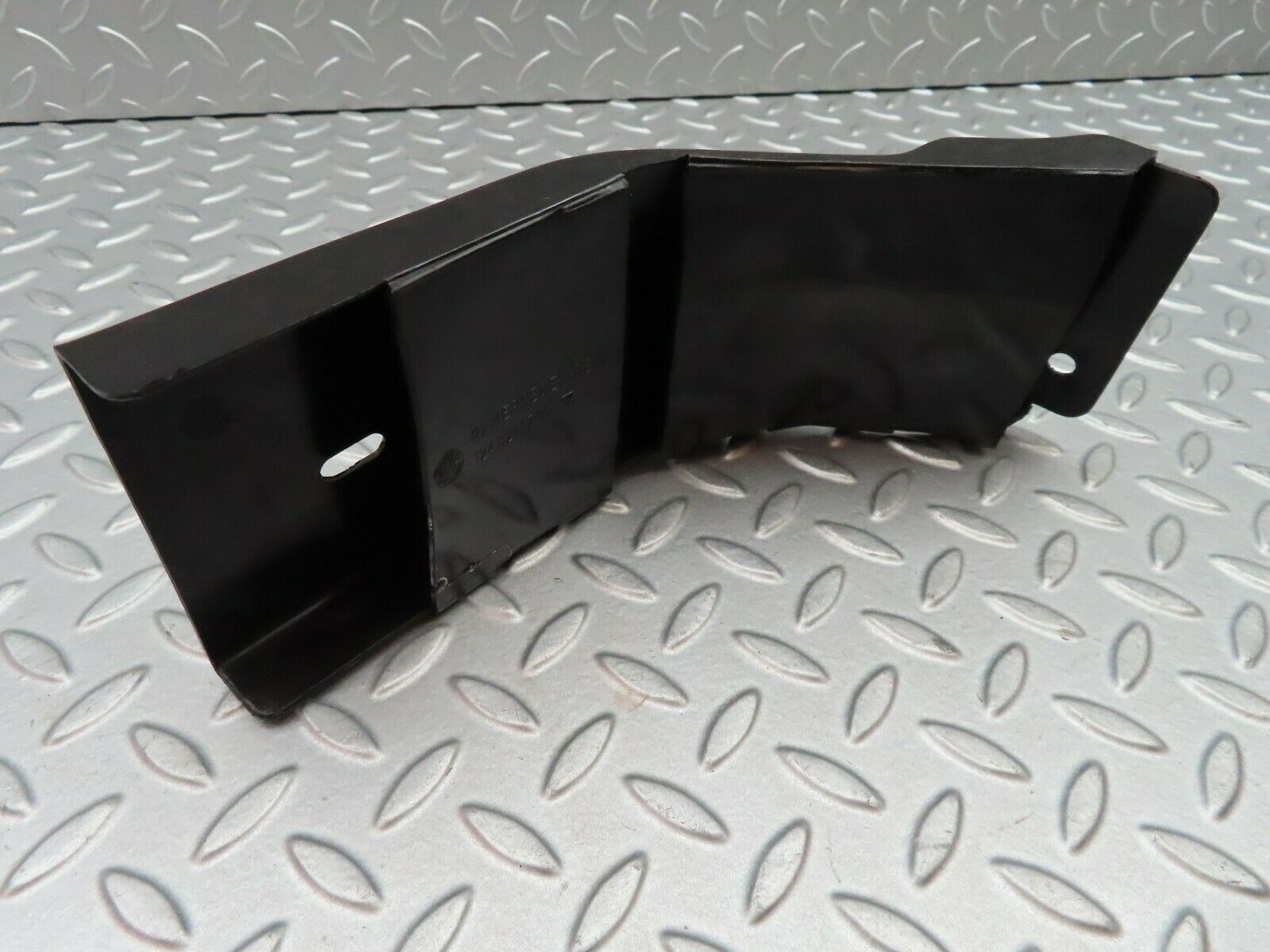 5527 Mercedes-Benz W124 230E Front Right Wiring Cover 1248211736
