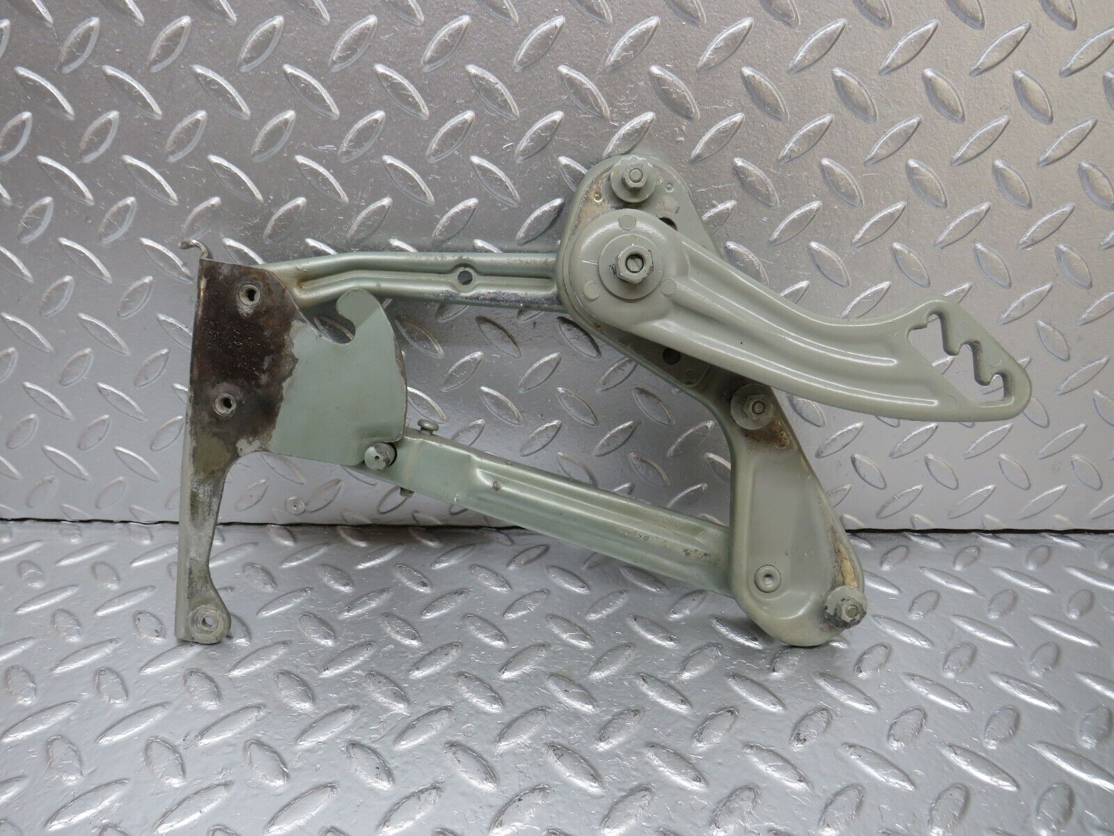 34158 Mercedes-Benz W124 260E Bonnet Hinge Left 1248870974