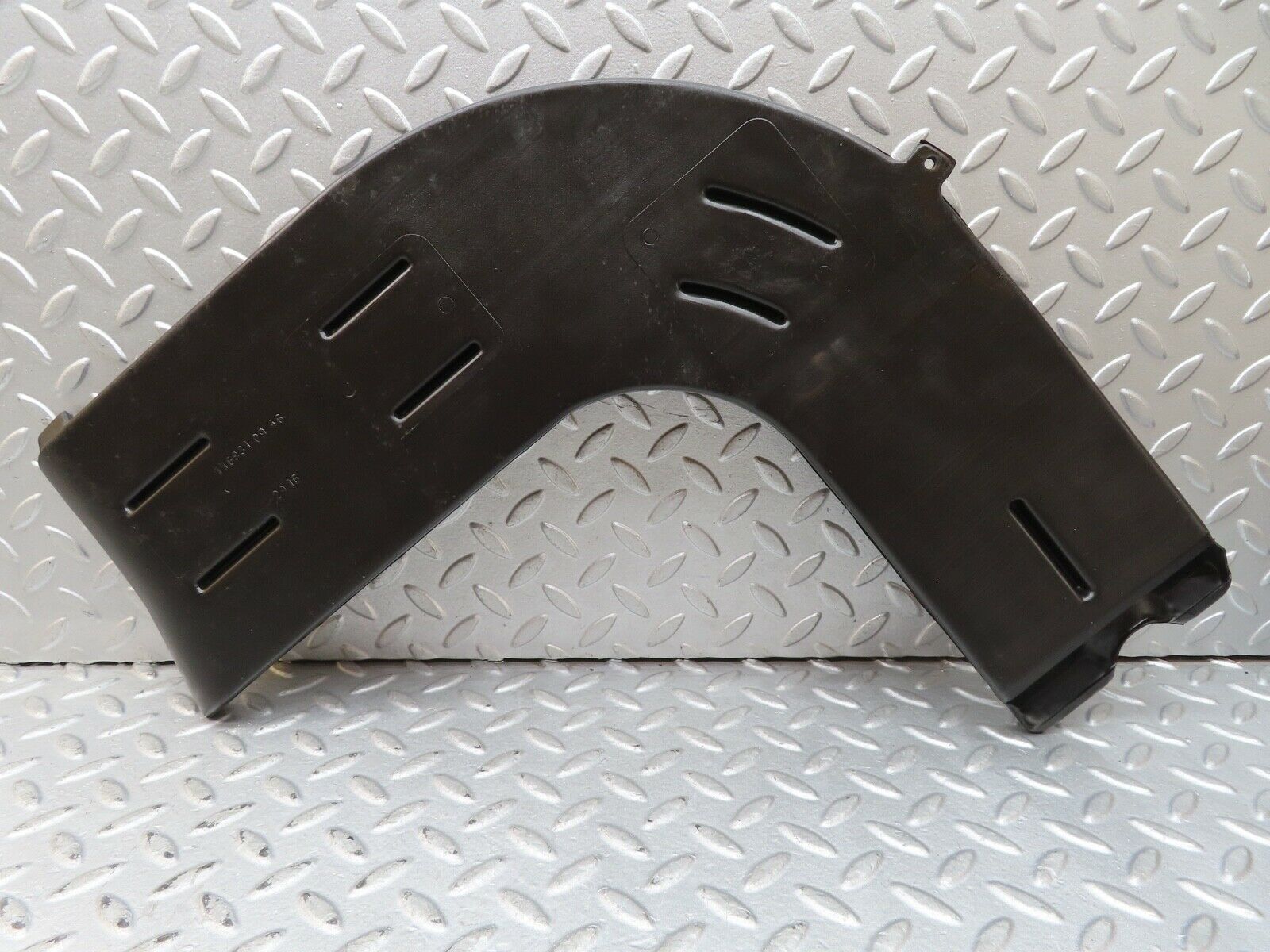 17585 Mercedes-Benz W116 450SEL Ventilation Air Duct Left Side 1168310946