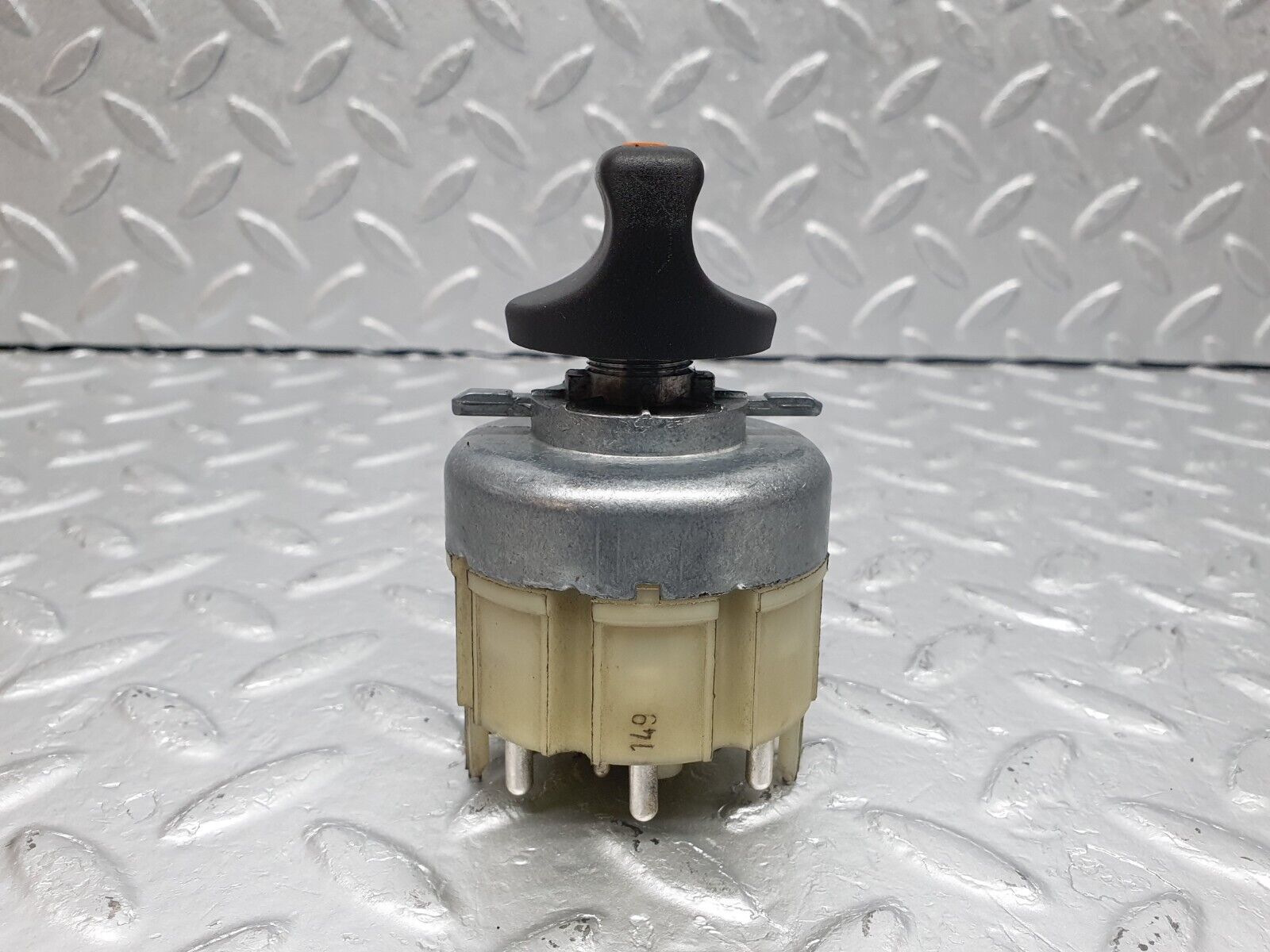 40918 Mercedes-Benz W126 300SE Headlight Switch 0005455404