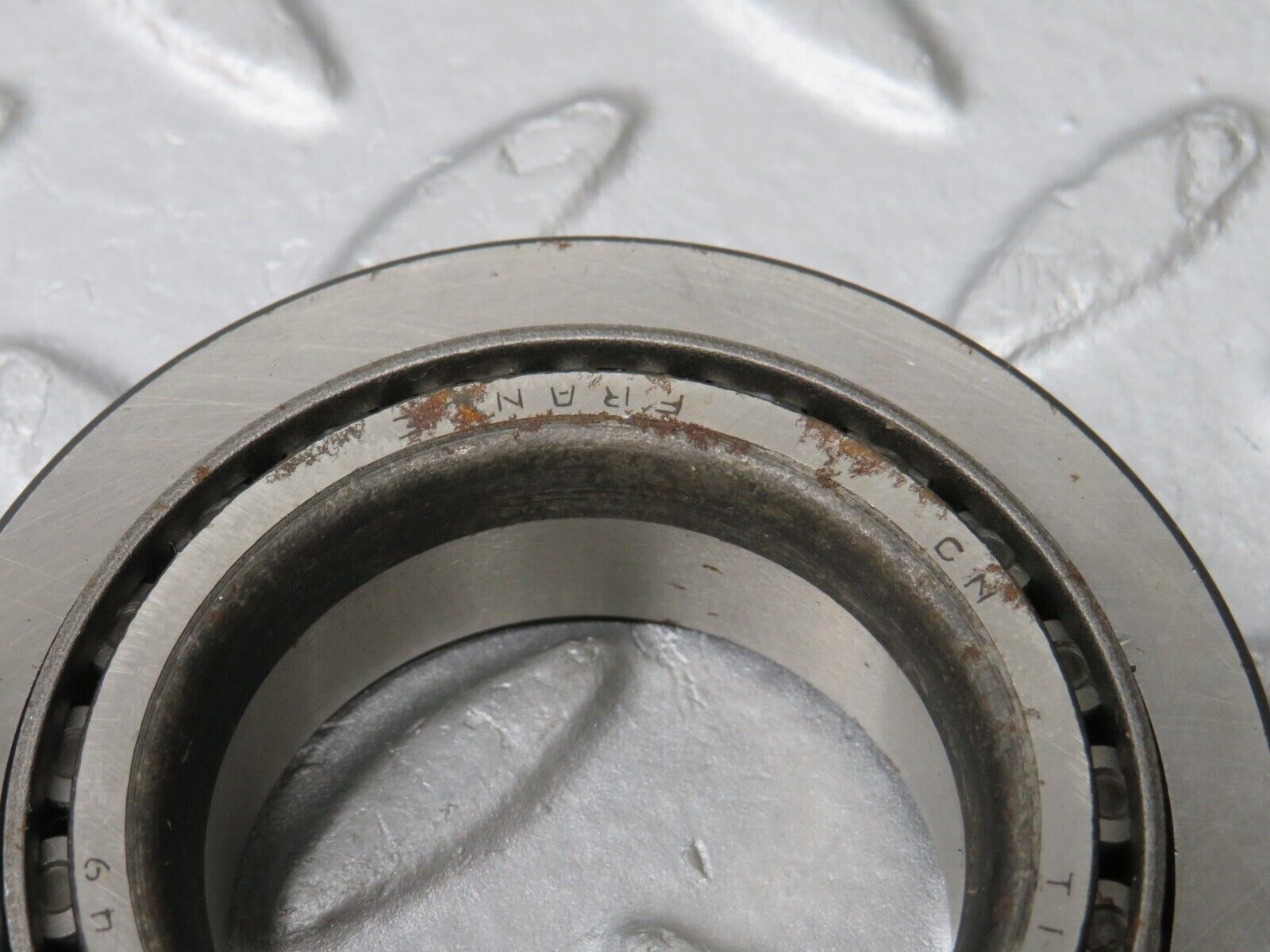 38201 Mercedes-Benz Tapered Roller Bearing TIMKEN JLM300816 New 1249800102