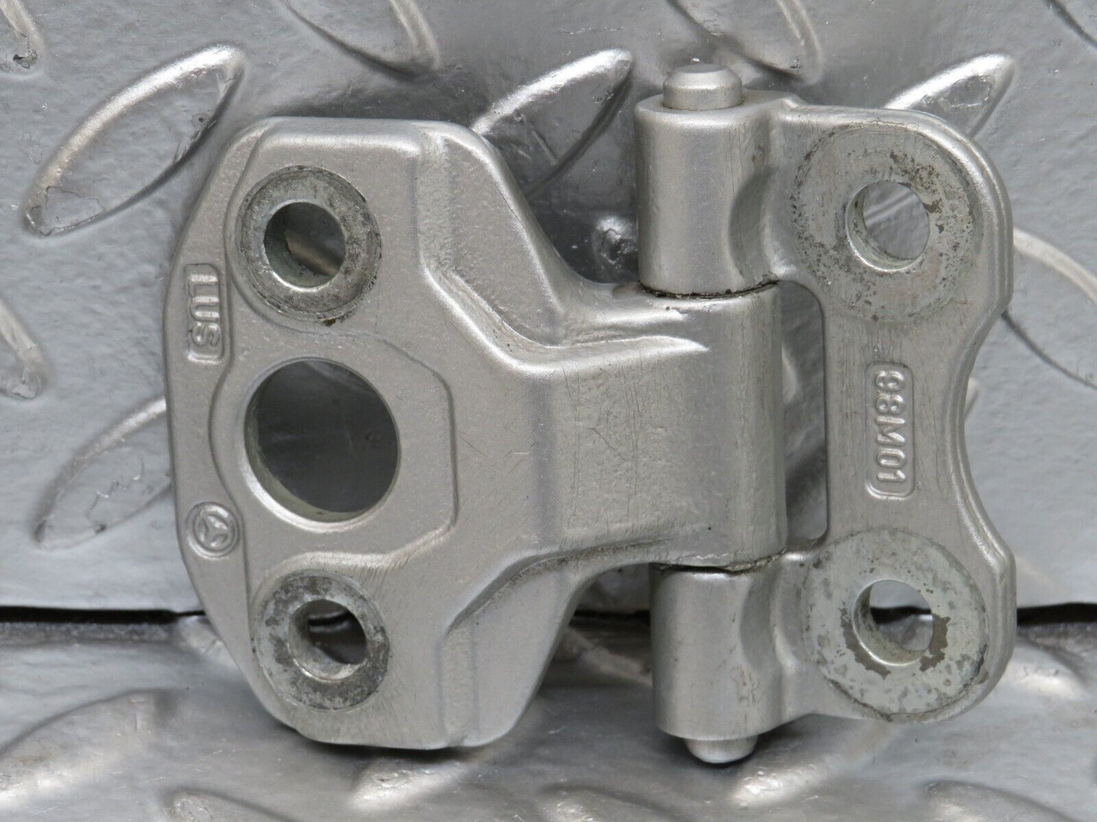 24871 Mercedes-Benz W140 S320 Right Door Hinges Pair