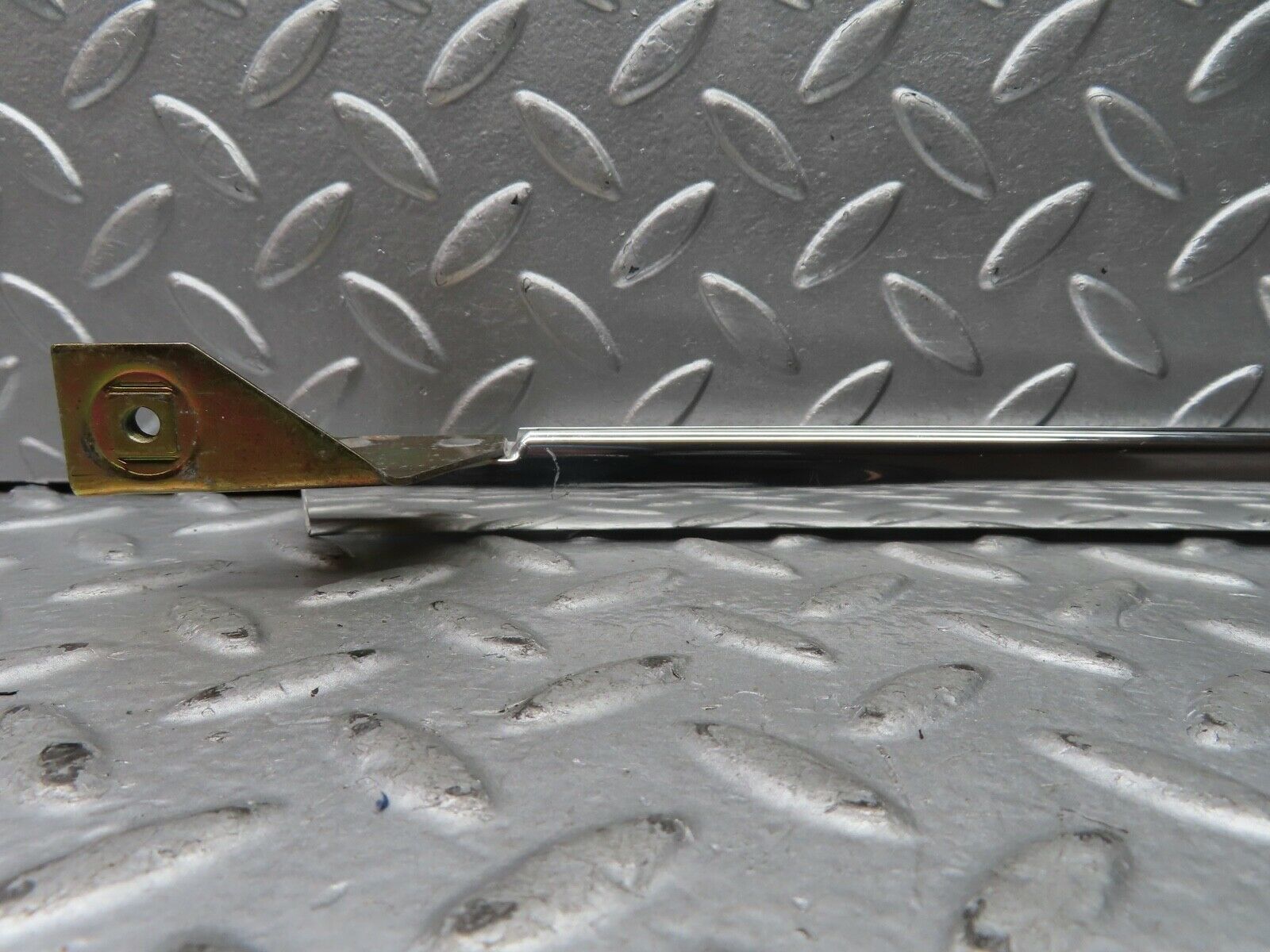 21575 Mercedes-Benz W126 300SE Rear Left Door Chrome Window Channel