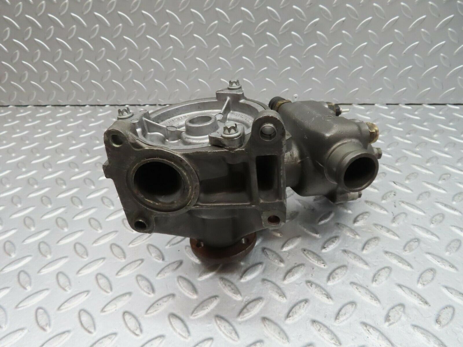 12166 Mercedes-Benz R129 300SL Coupe Water Pump 1032010101