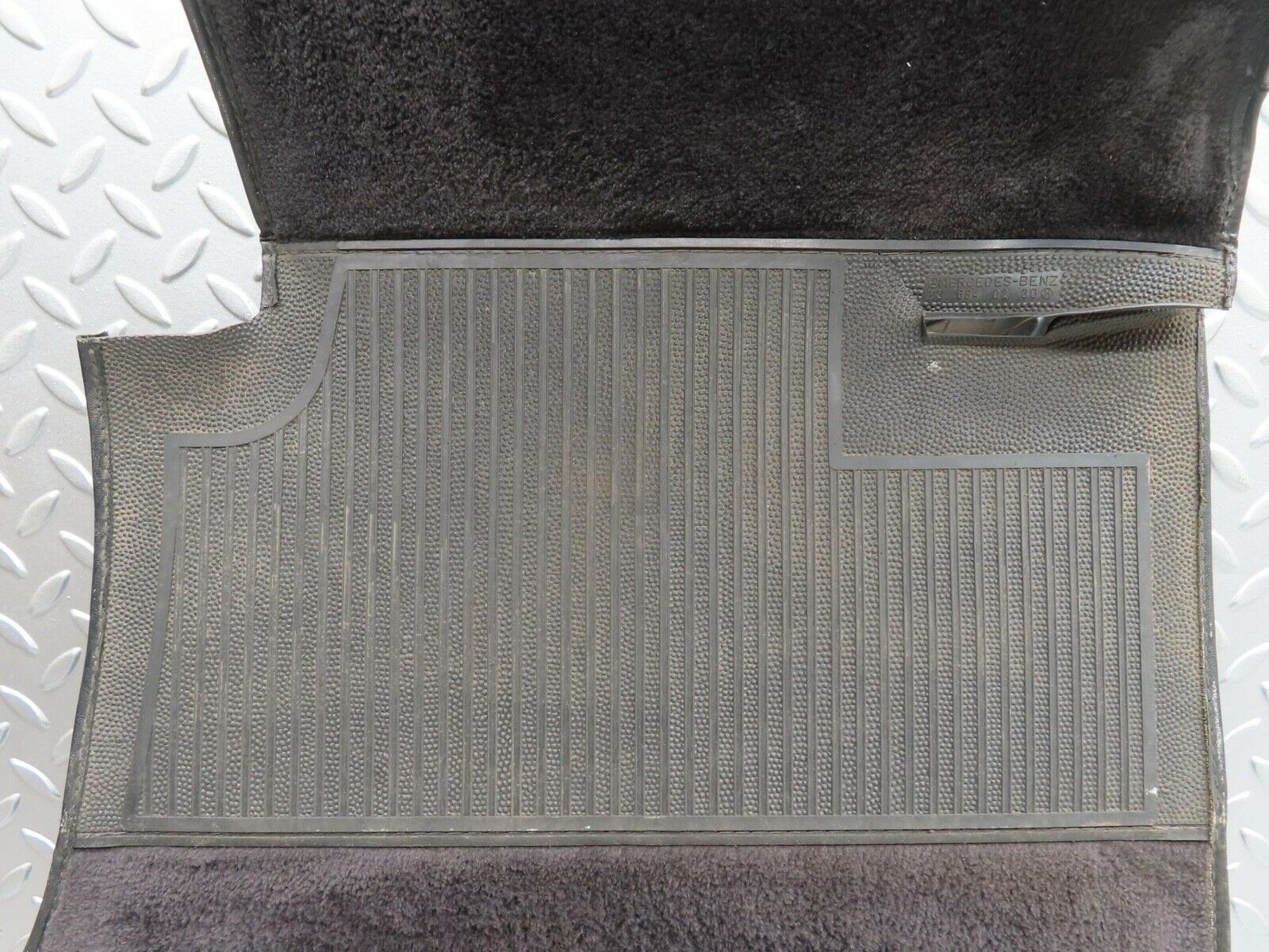 14246 Mercedes-Benz W116 350SE Front Right Floor Carpet Black 1166840230