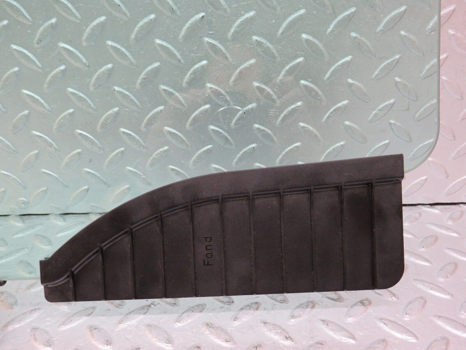 35165 Mercedes-Benz W221 Rear Left Door Window Glass