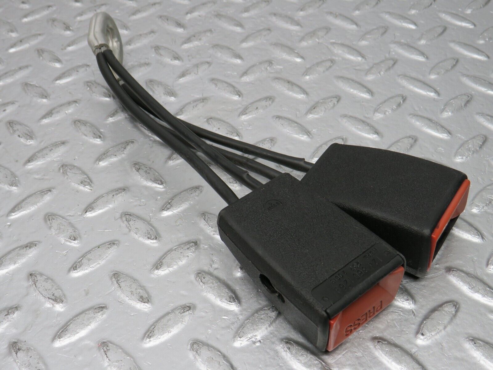 32637 Mercedes-Benz S124 300TE Rear Seat Belt With Buckles 1248607085