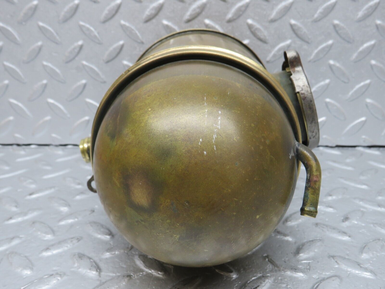 40231 Mercedes-Benz W110 230 Coolant Reservoir Tank 1105000049