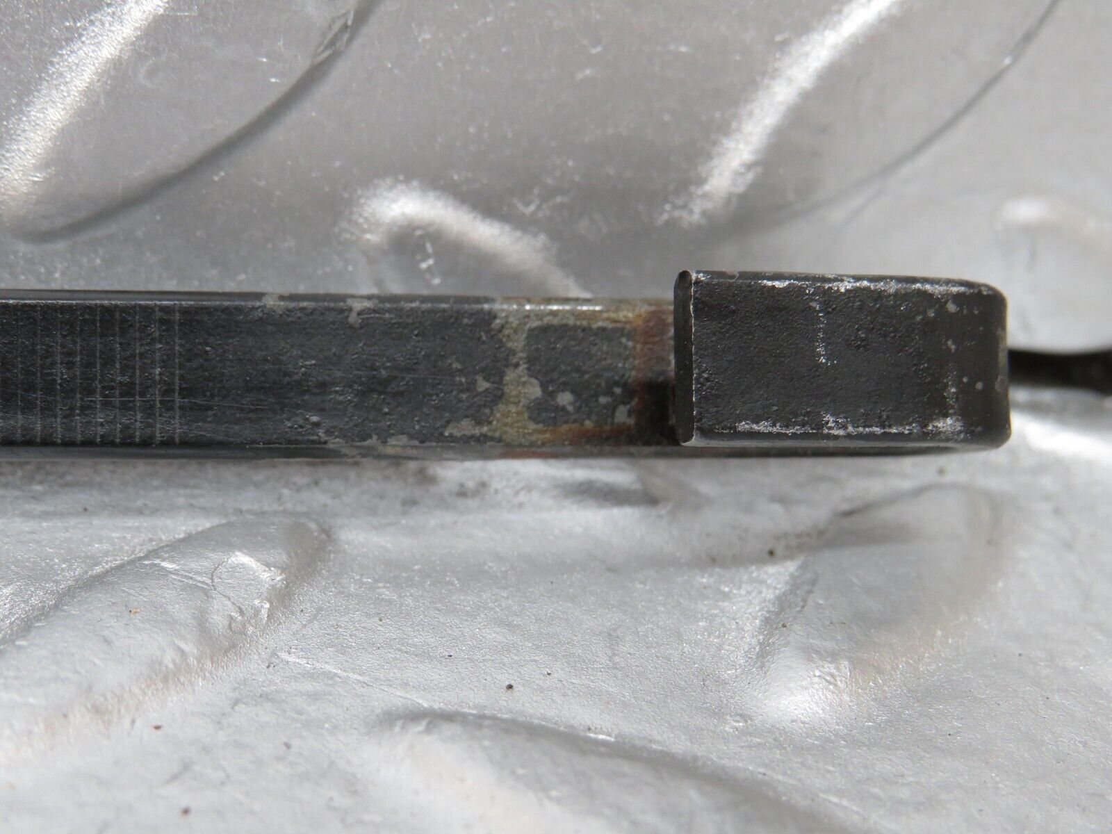 34859 Mercedes-Benz W210 320E Front Windscreen Wiper Arm