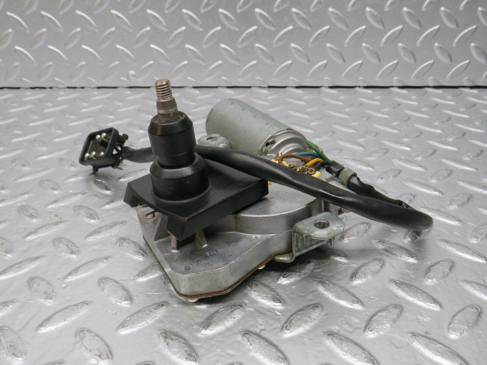 31470 Mercedes-Benz S124 220TE Wagon Rear Wiper Motor 1248201242