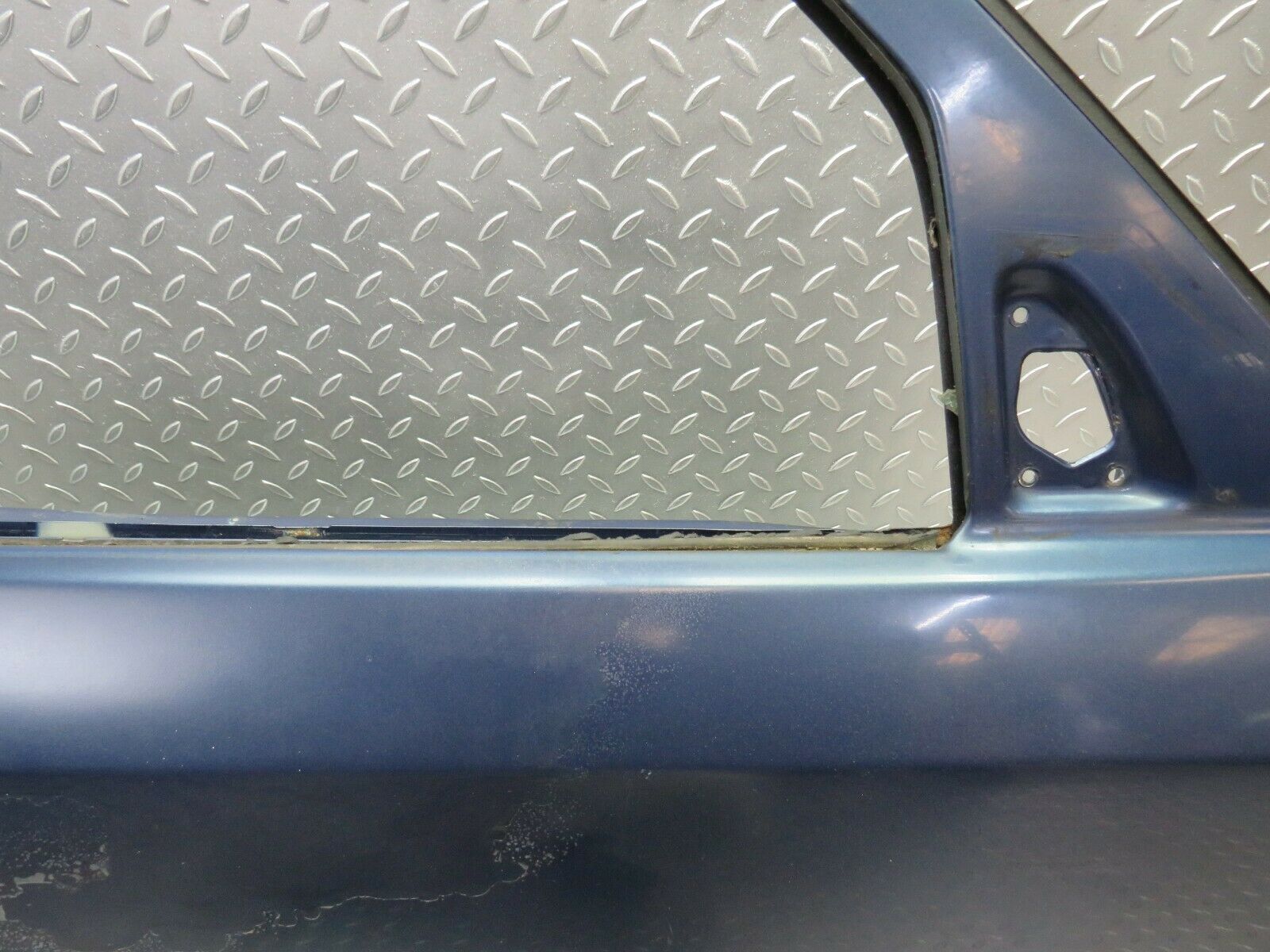 24410 Mercedes-Benz S124 220TE Wagon Front Right Door