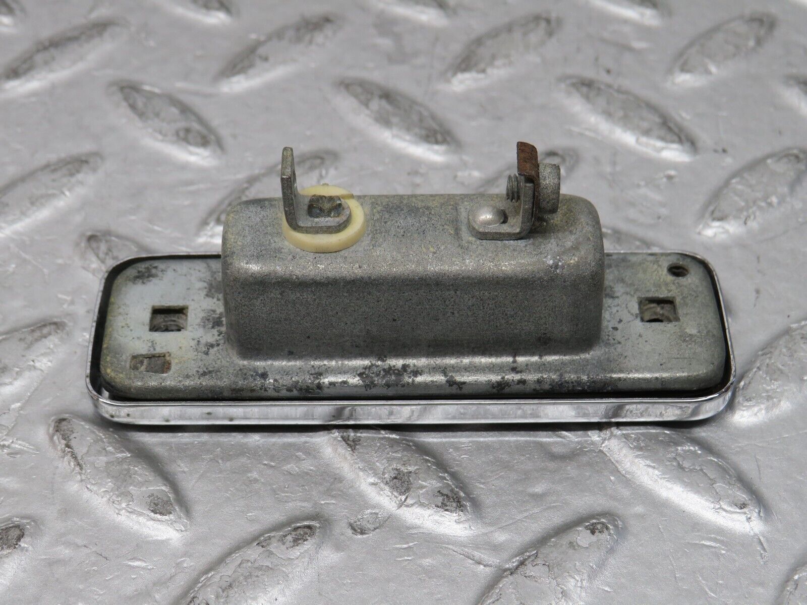 37343 Mercedes-Benz W109 300SEL number Plate Light Chrome Hella