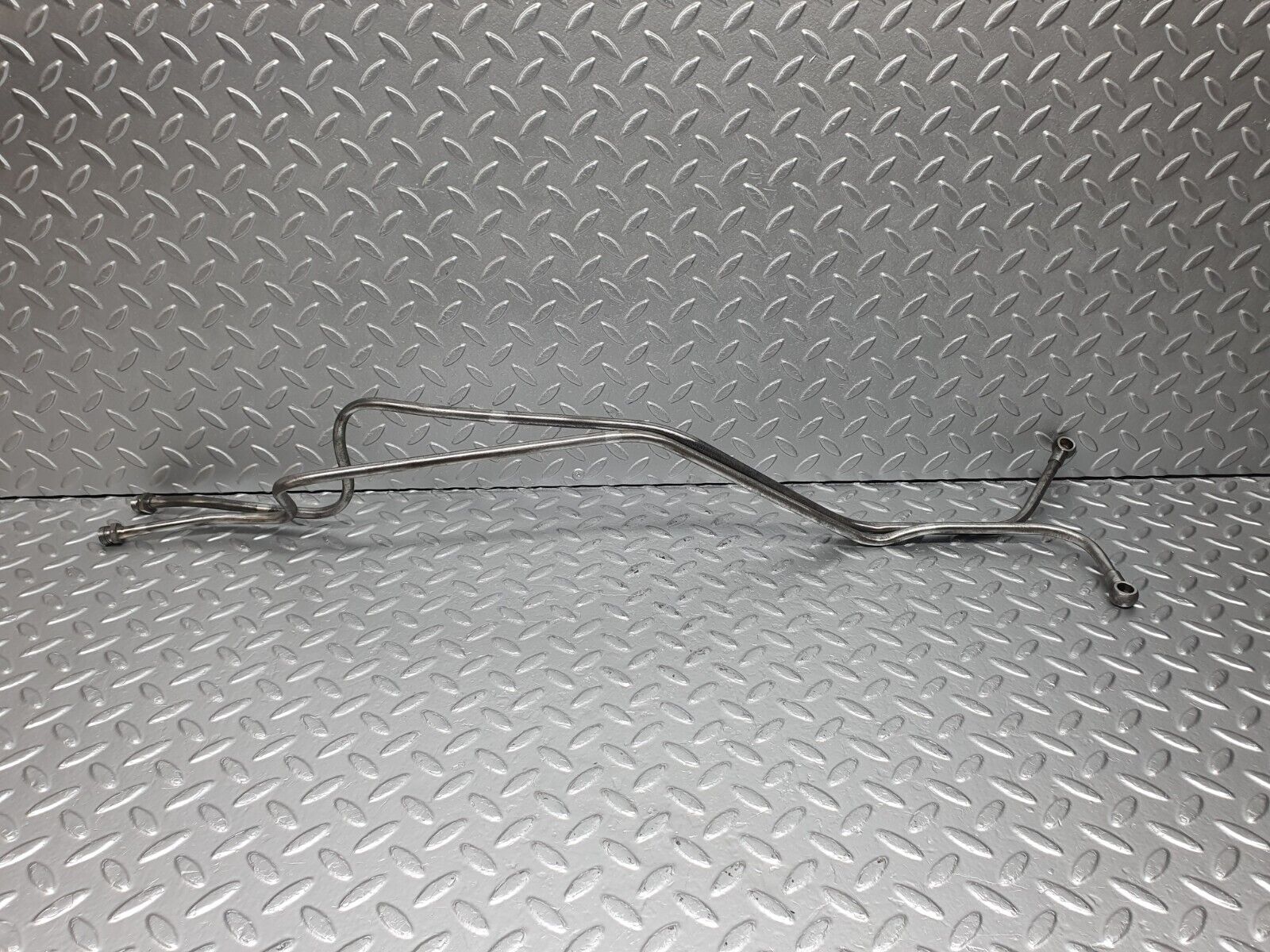 40741 Mercedes-Benz W123 300D Gearbox Oil Pipe