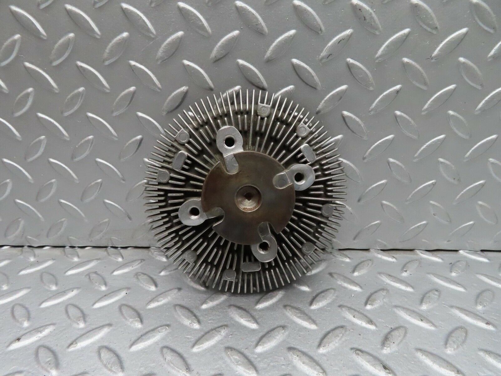 12523 Mercedes-Benz W108 280SE 3.5 Engine Cooling Fan Clutch