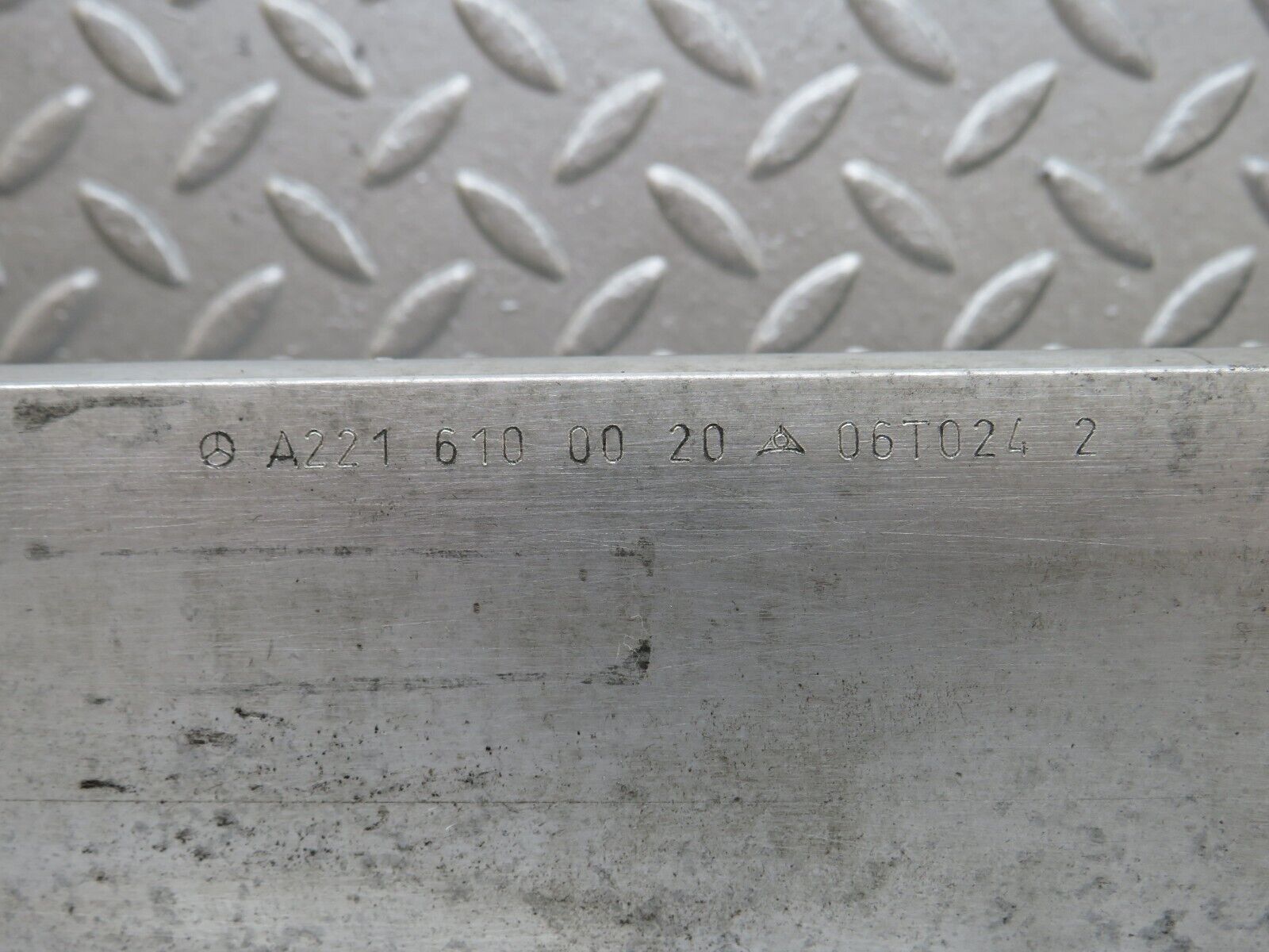 35254 Mercedes-Benz W221 Rear Bumper Reinforcement Crash Bar 2216100020