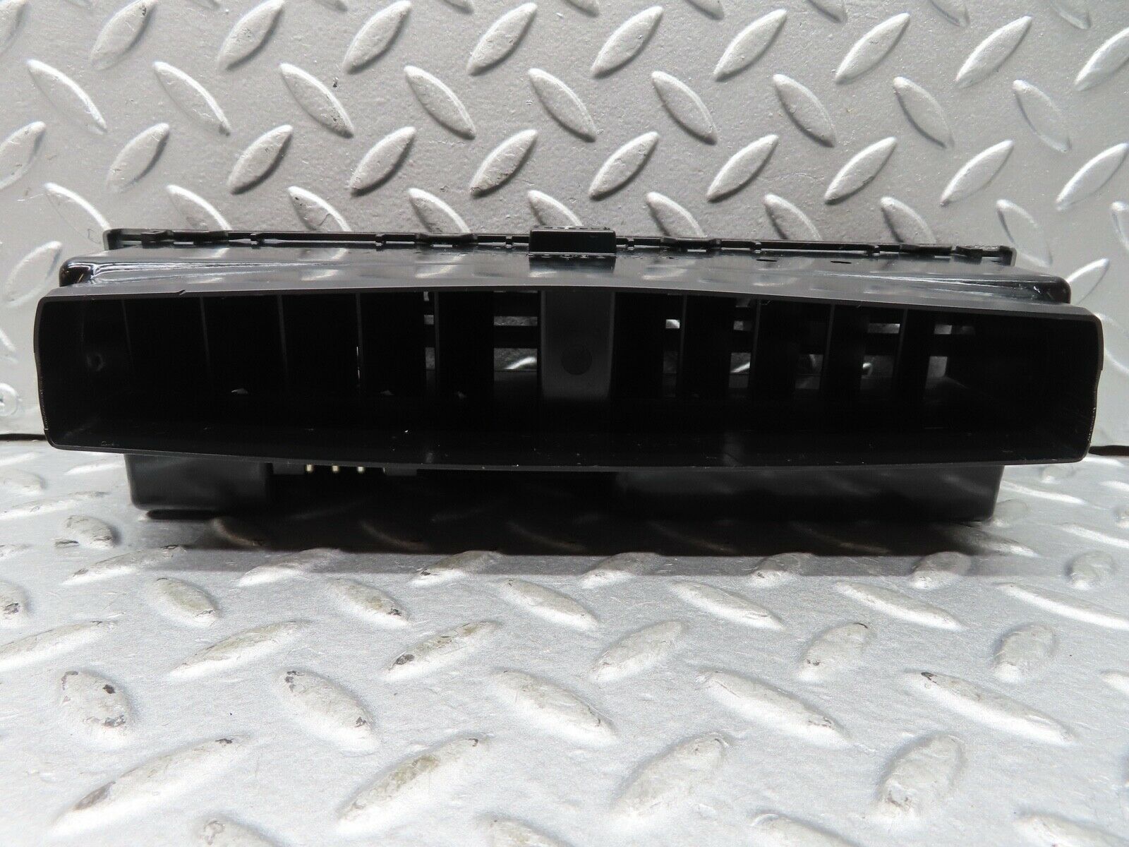 17121 Mercedes-Benz R129 300SL Coupe Dash Centre Air Vent 1298300054