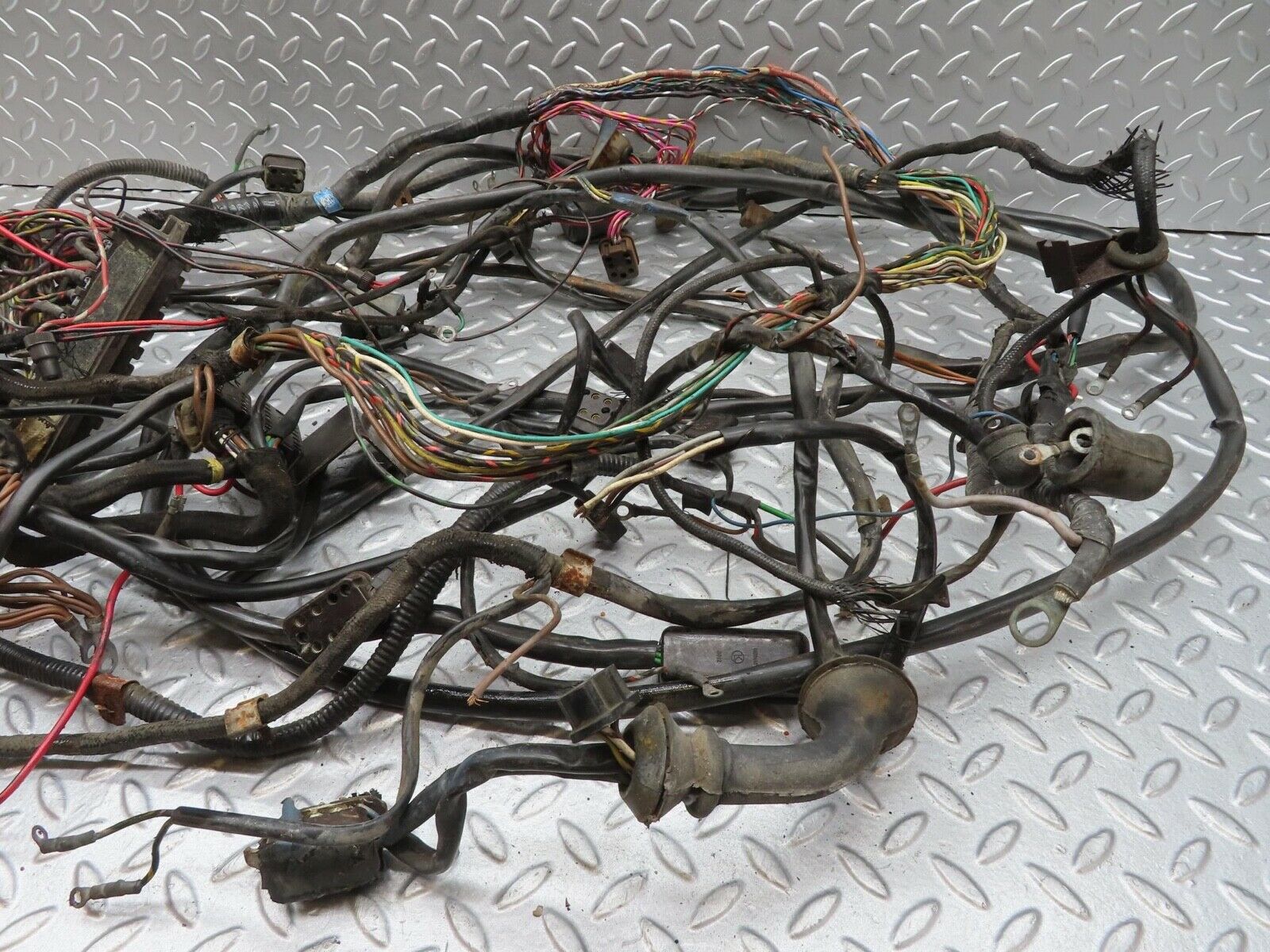 12995 Mercedes-Benz W111 220SE Engine Chassis Body Wire Wiring Harness