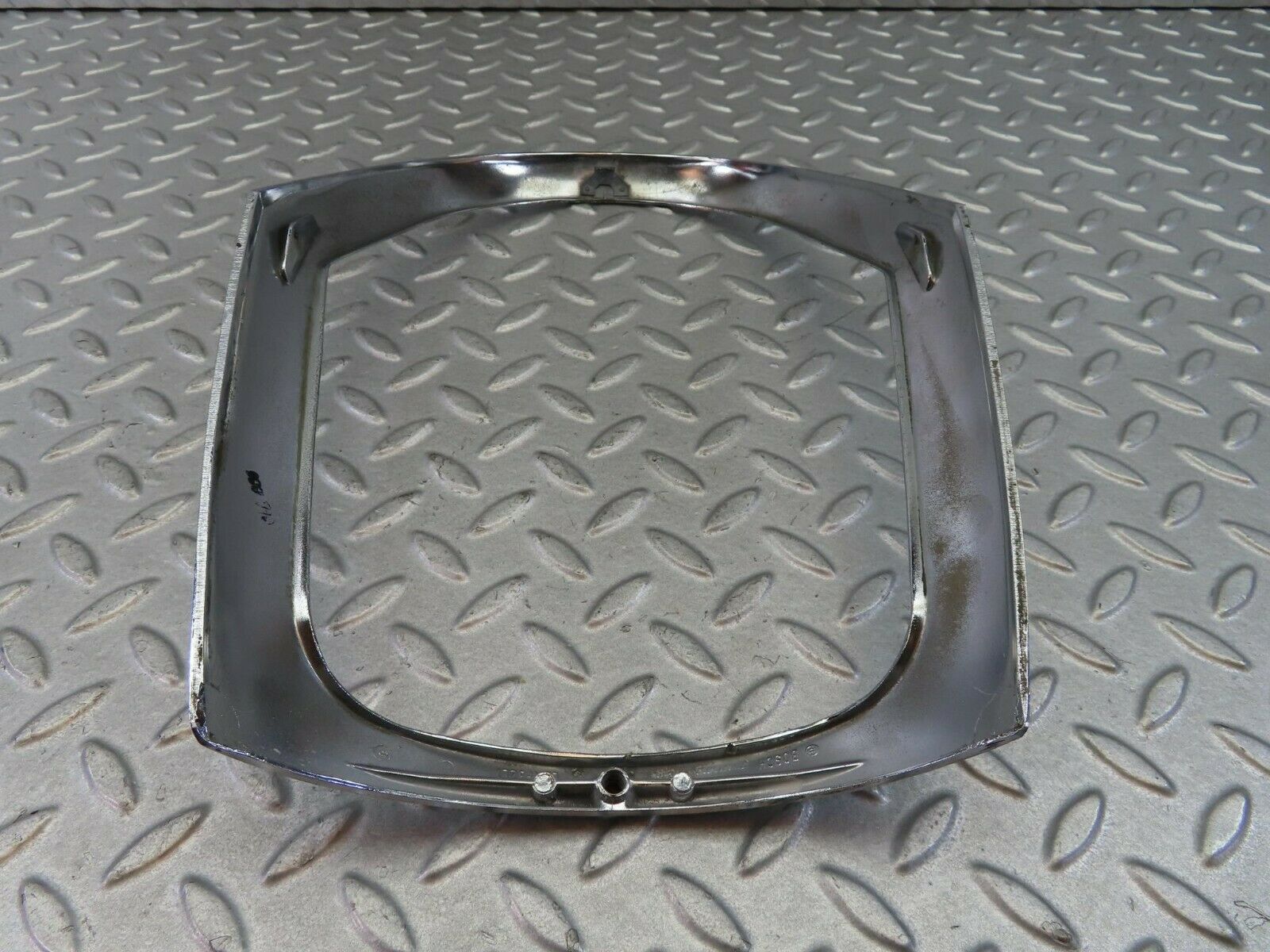 8127 Mercedes-Benz W108 Headlight Chrome Frame