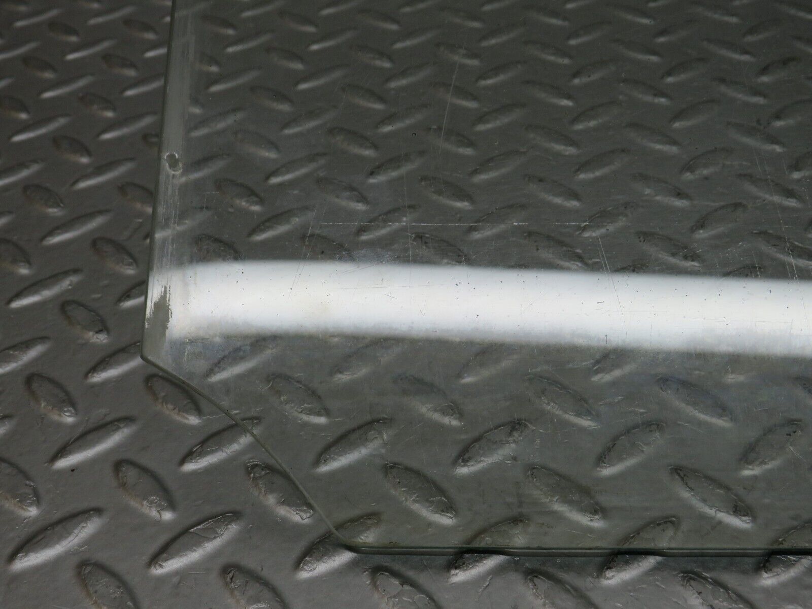 35791 Mercedes-Benz W108 Rear Right Door Window Glass