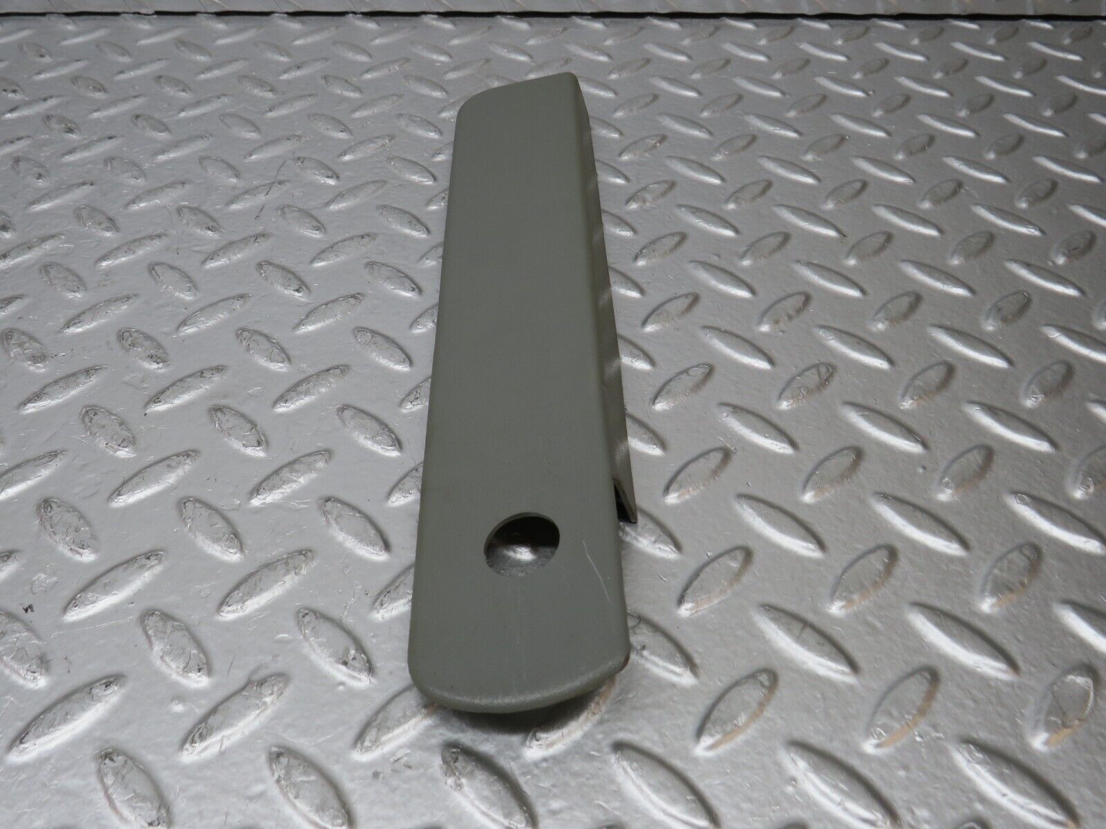 31264 Mercedes-Benz S124 220TE Rear Right Backrest Lever Cover 1249240437