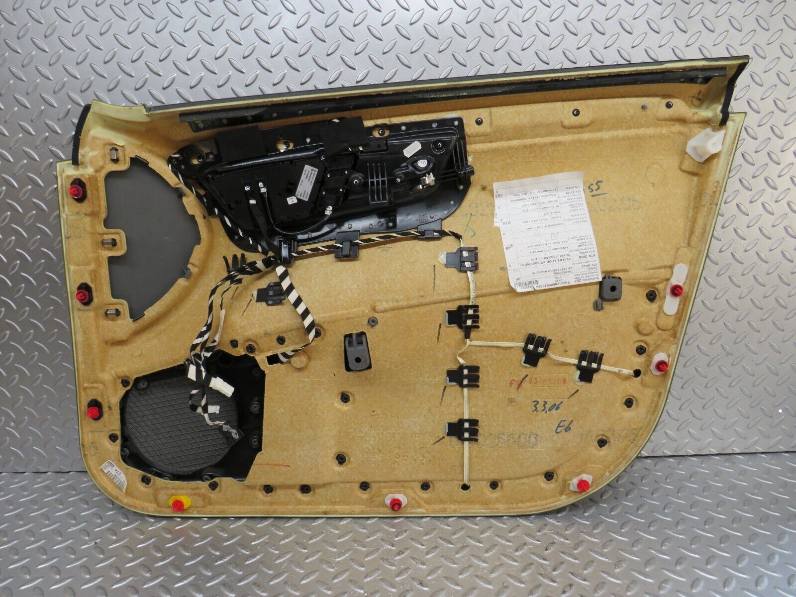 35100 Mercedes-Benz W221 Front Left Door Card