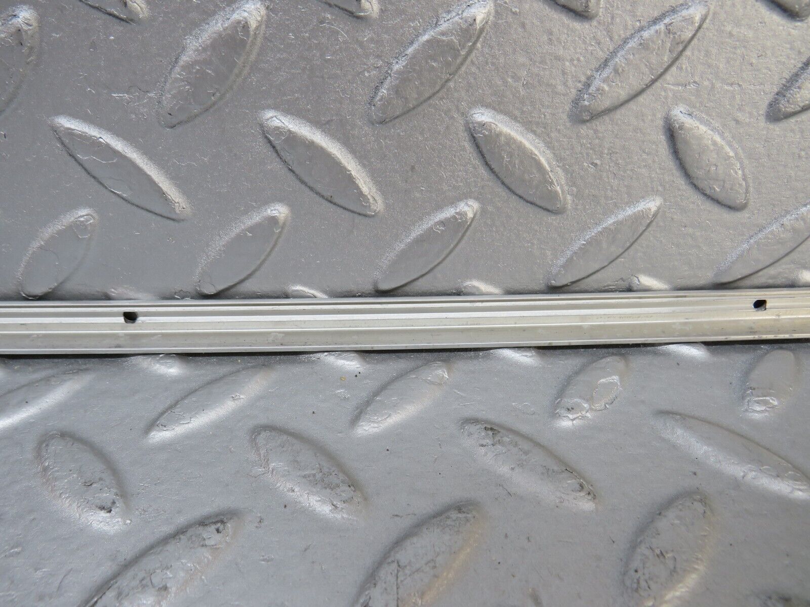 36752 Mercedes-Benz W201 190E 2.0L Sunroof Chrome Trim