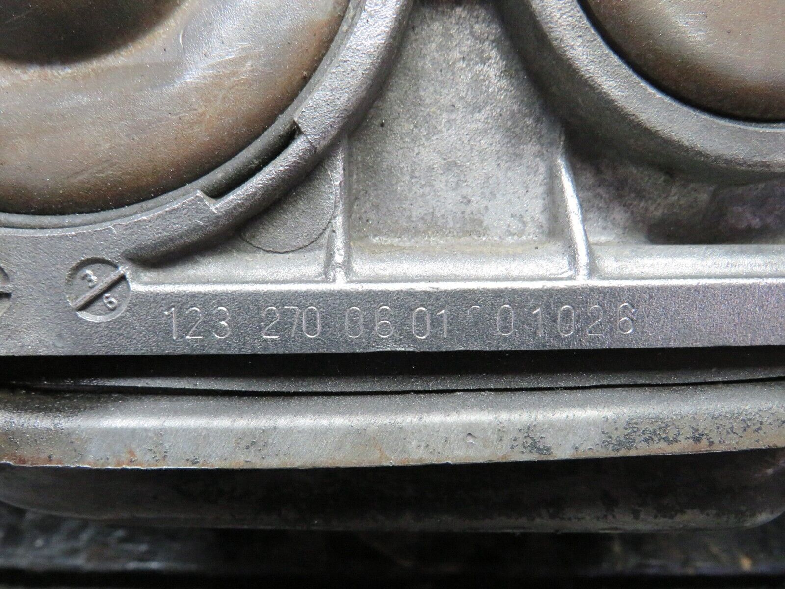 33129 Mercedes-Benz W123 240D Automatic Gearbox 3 Speed 722.117 1232700601 1152714501