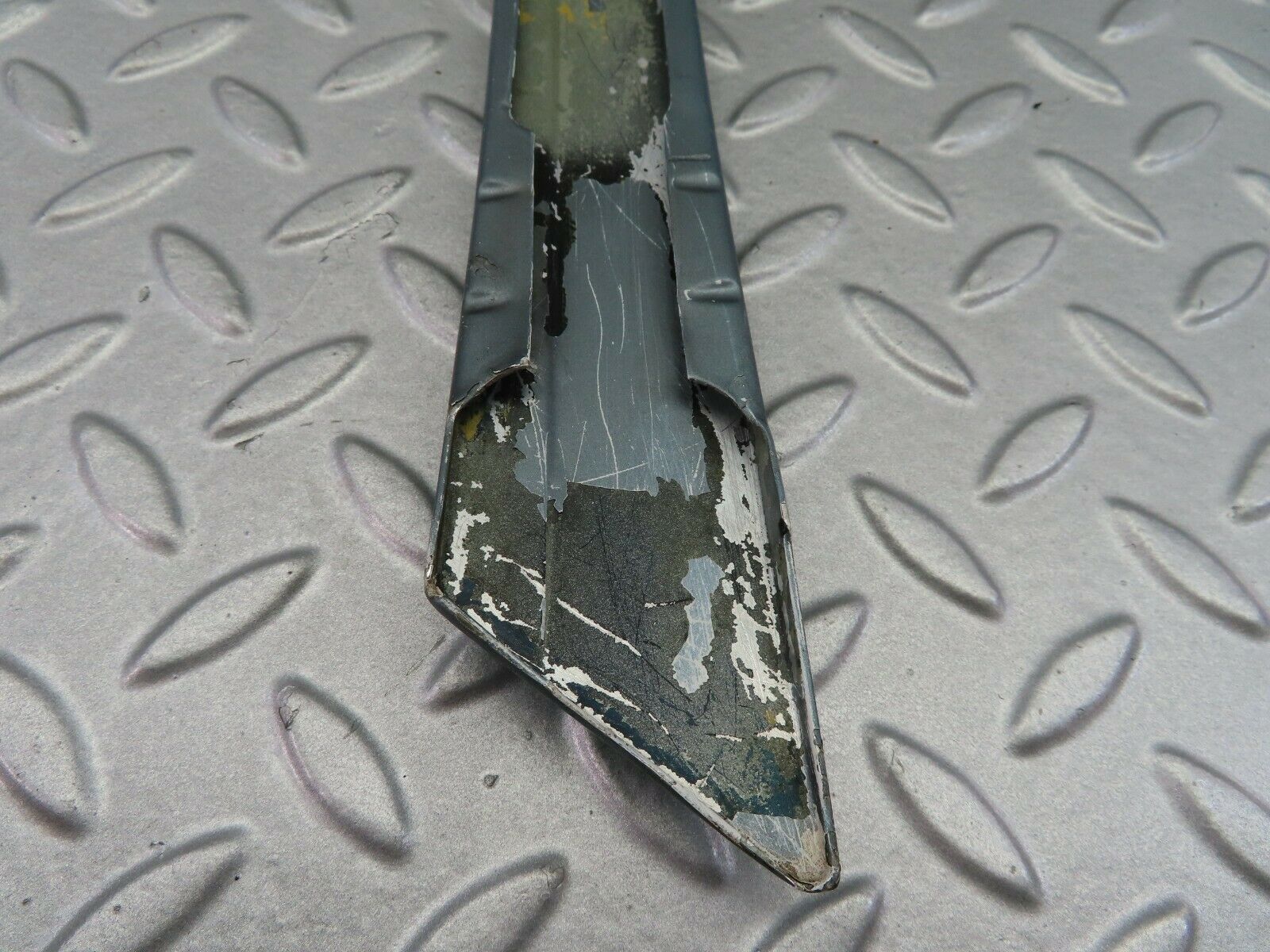 7332 Mercedes-Benz W116 450SE A Pillar Exterior Trim Left Side