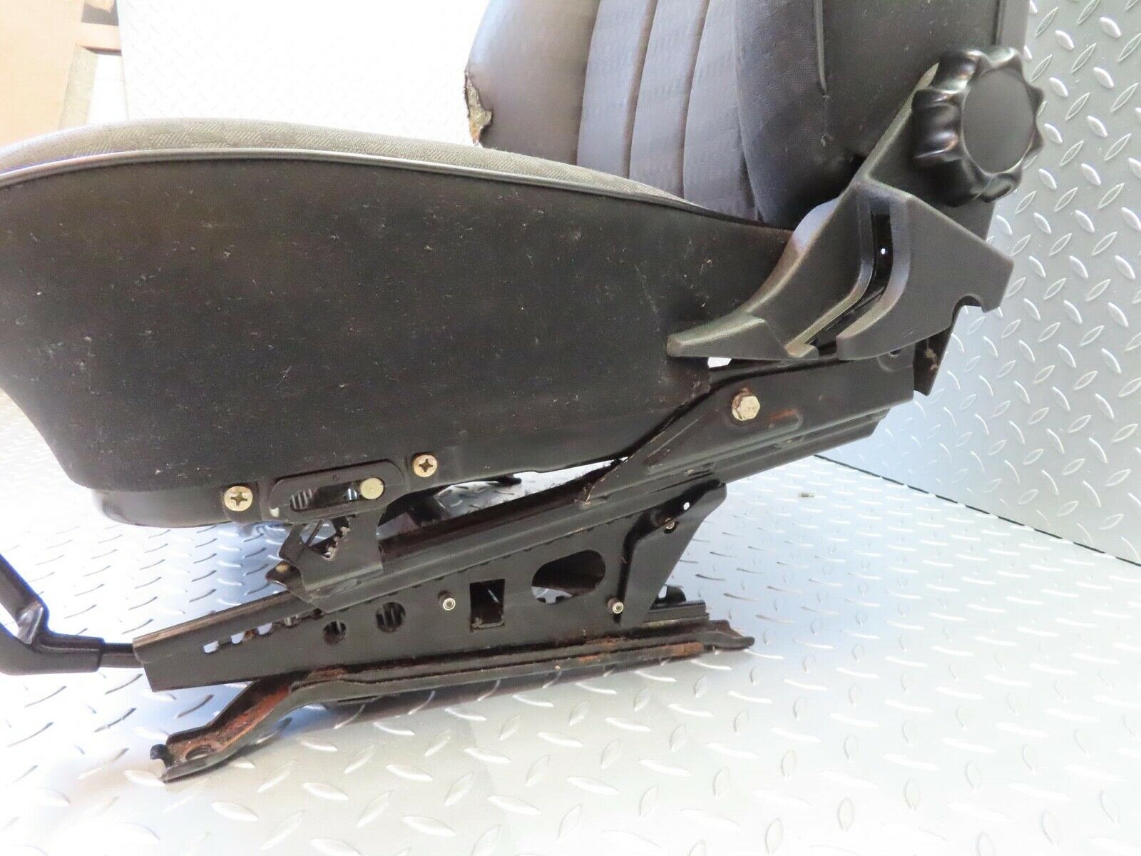 14793 Mercedes-Benz W201 190E Front Right Driver Seat