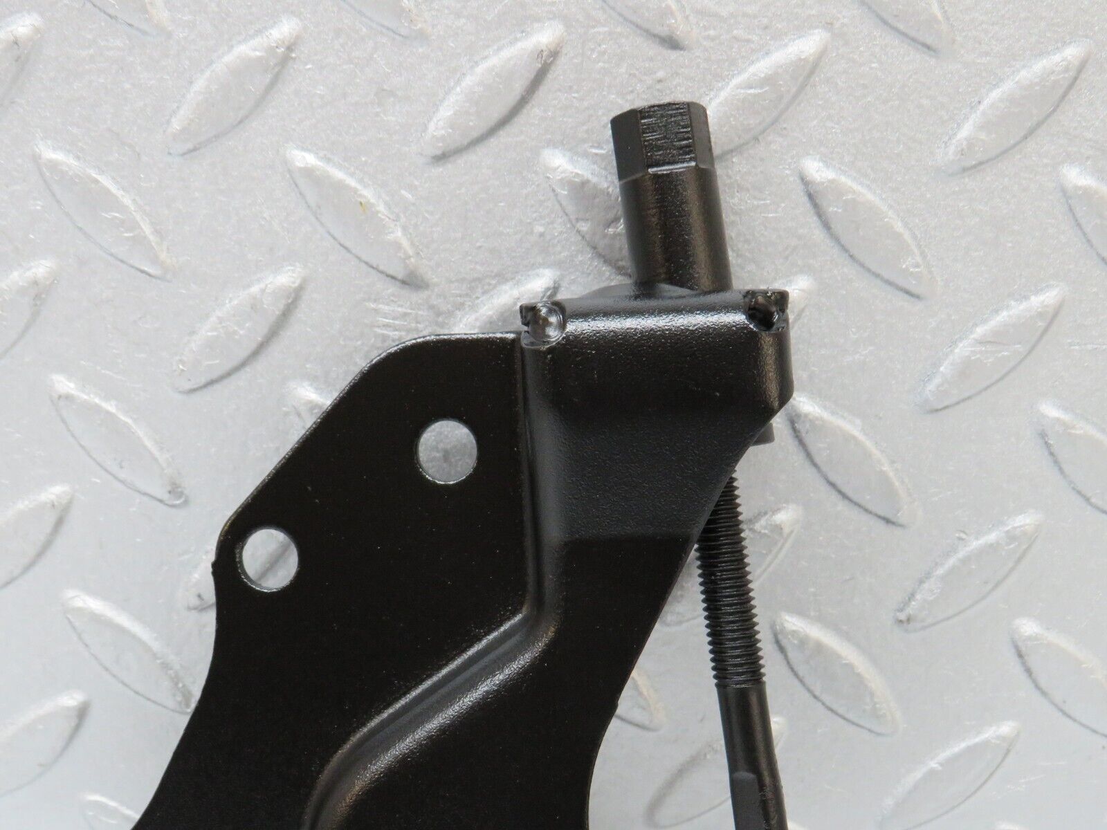 38925 Mercedes-Benz W201 190E 2.6L Alternator Generator Tensioner