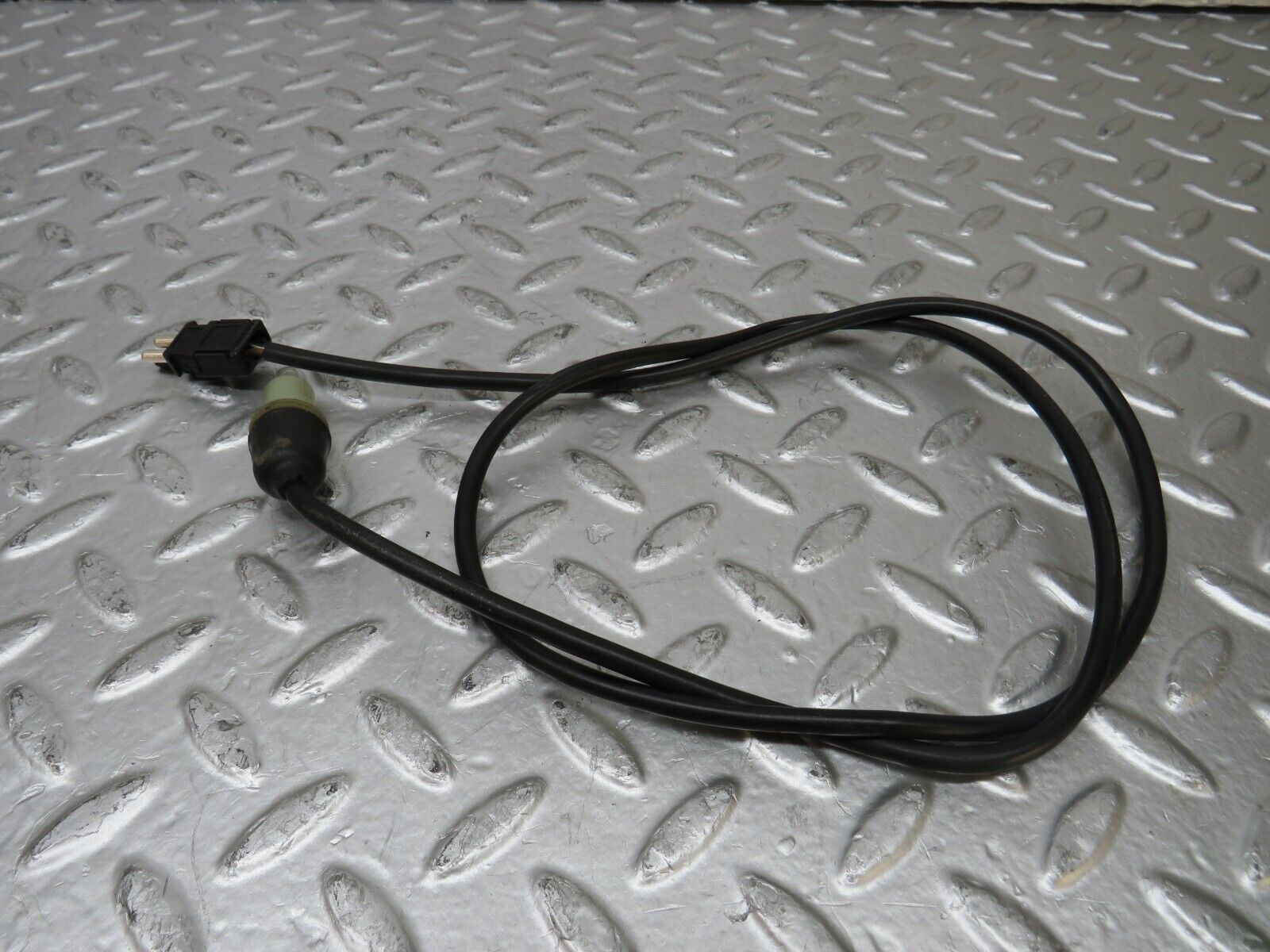 26003 Mercedes-Benz W124 280E Front Wing Indicator Cable Wire 1249971881