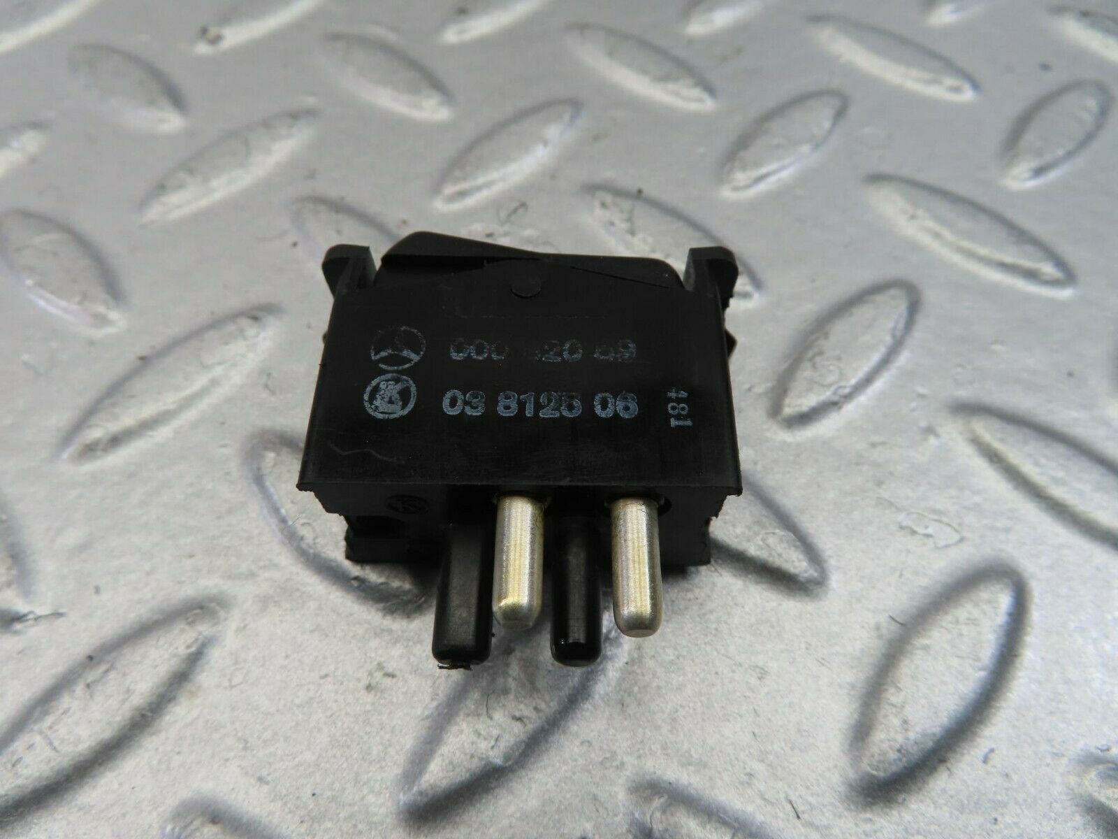 9927 Mercedes-Benz C123 230CE Coupe Interior Light Switch