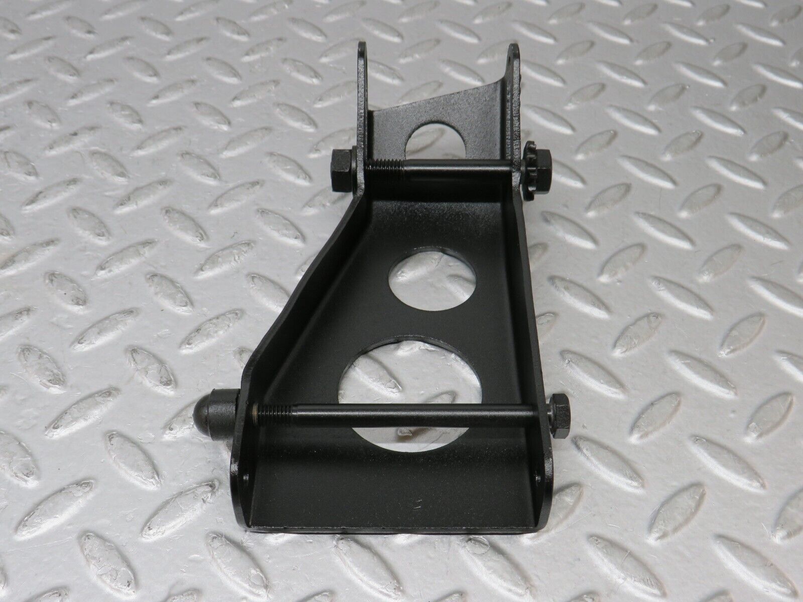 36349 Mercedes-Benz W126 420SE Alternator Generator Bracket