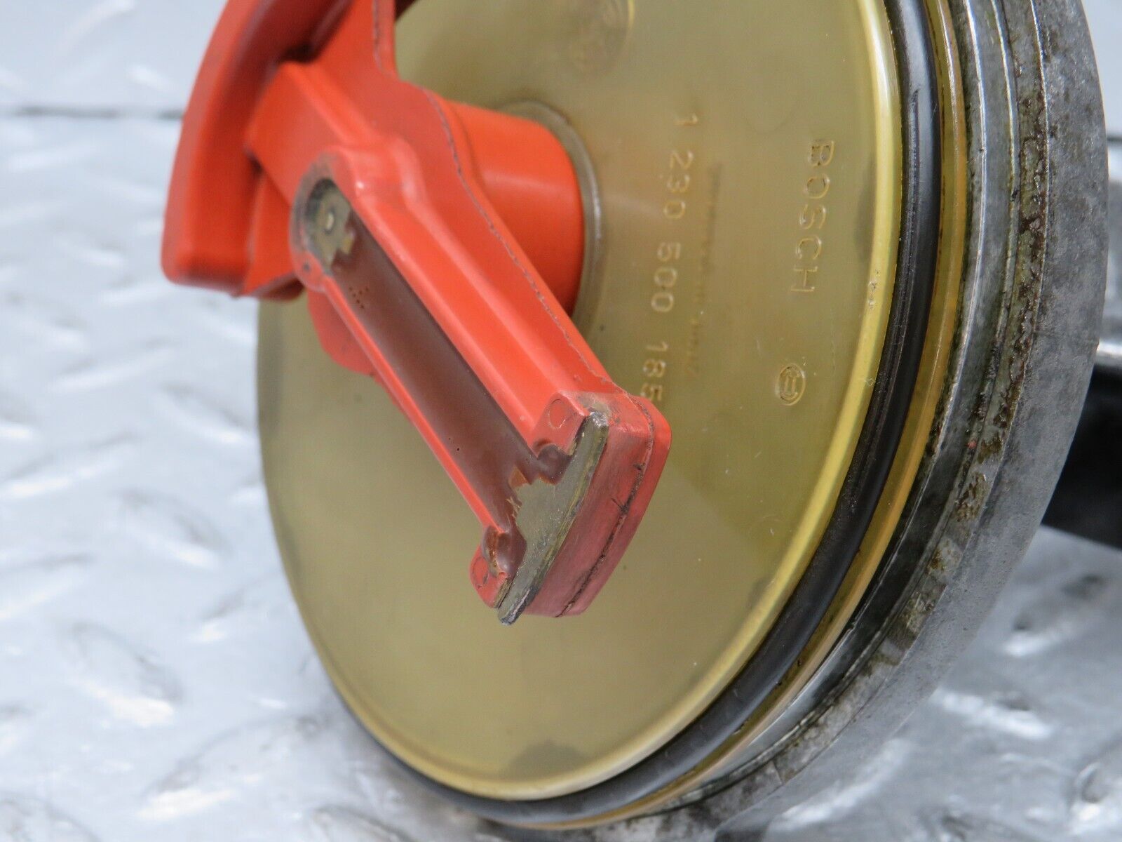 36262 Mercedes-Benz W126 420SE Ignition Distributor Bosch 0031584401 023750500