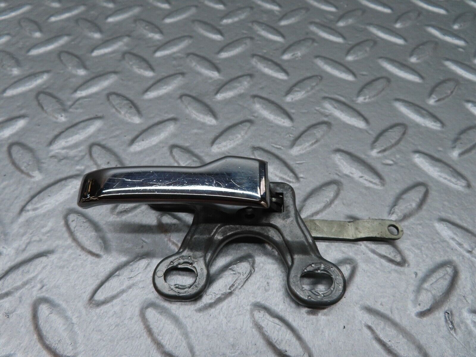 17945 Mercedes-Benz W123 200 Right Interior Door Handle 1107660419