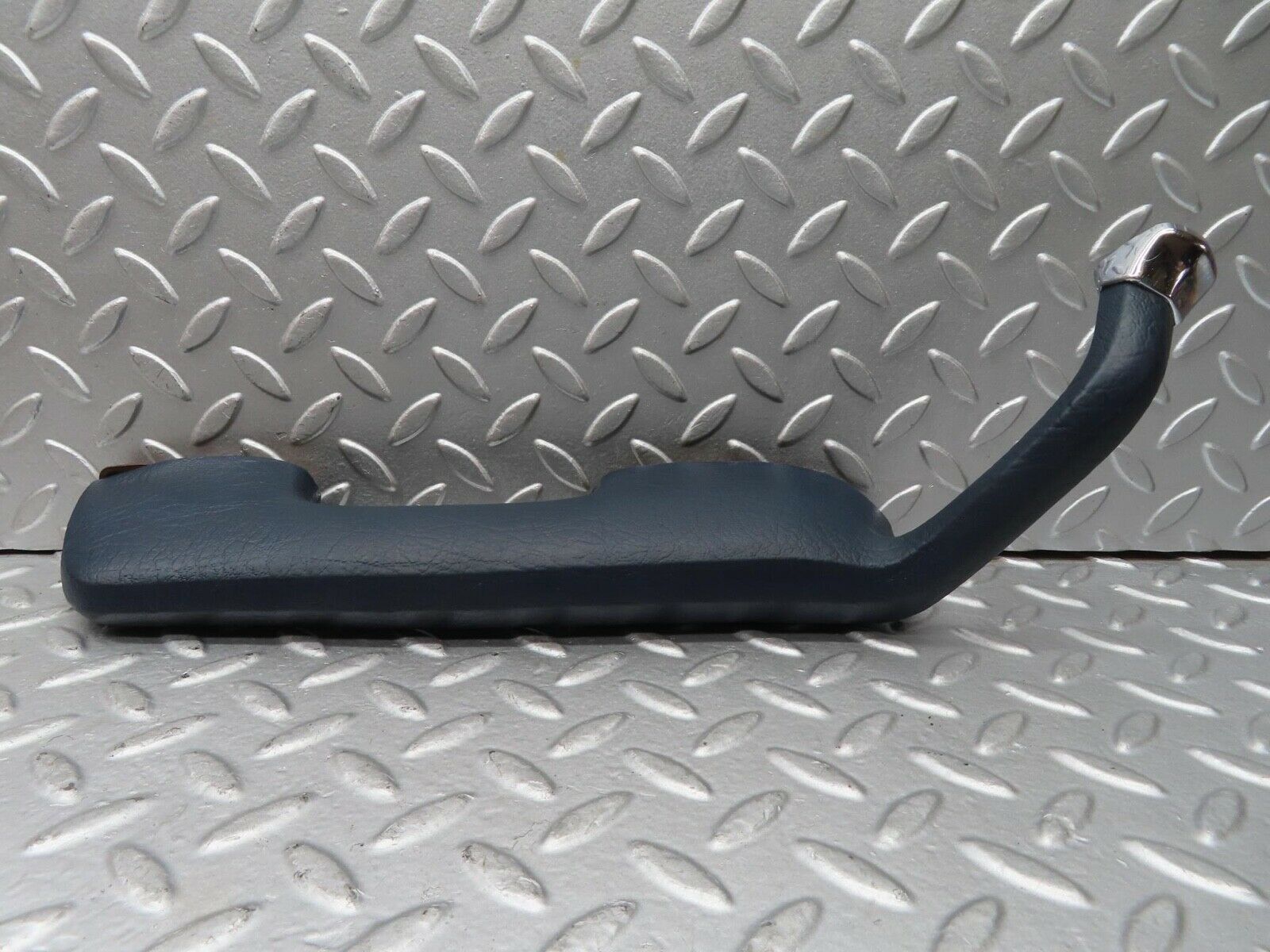 1216 Mercedes-Benz W108 280SE Door Handle Interior Front Left Blue