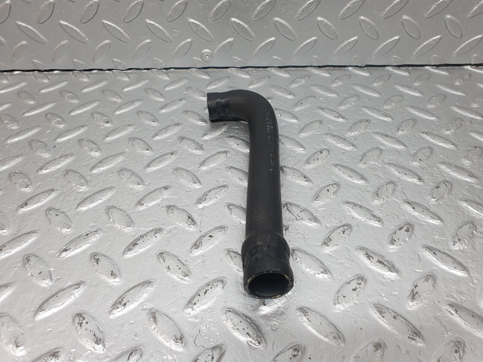 40983 Mercedes-Benz W126 300SE Heater Hose 1260320394