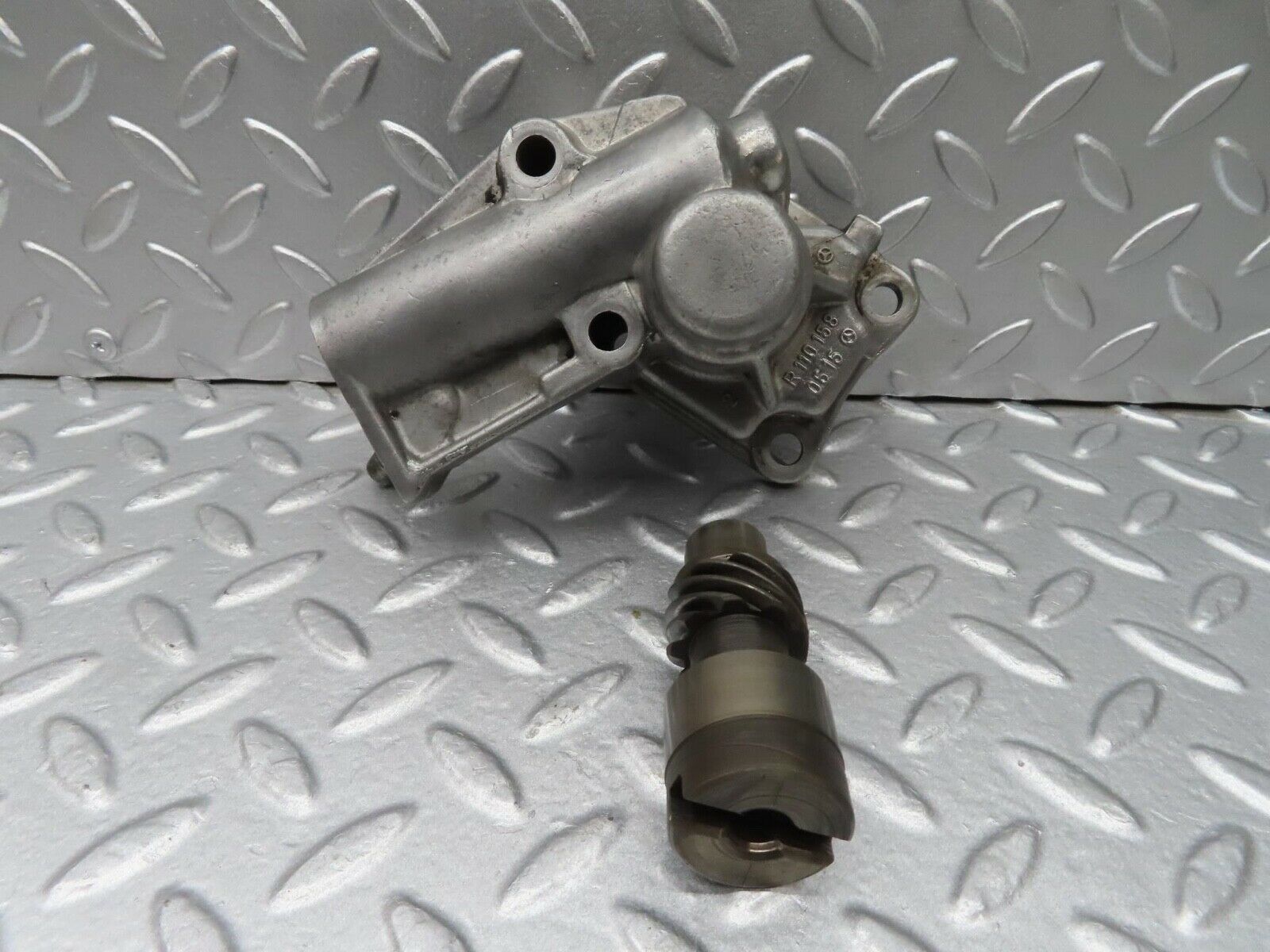 14045 Mercedes-Benz C107 280SLC Ignition Distributor Housing 1101580515