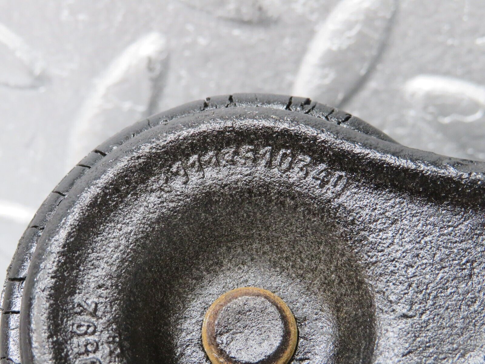 40433 Mercedes-Benz W110 230 Strut Rear Axle Mount 1113510240 1113510340