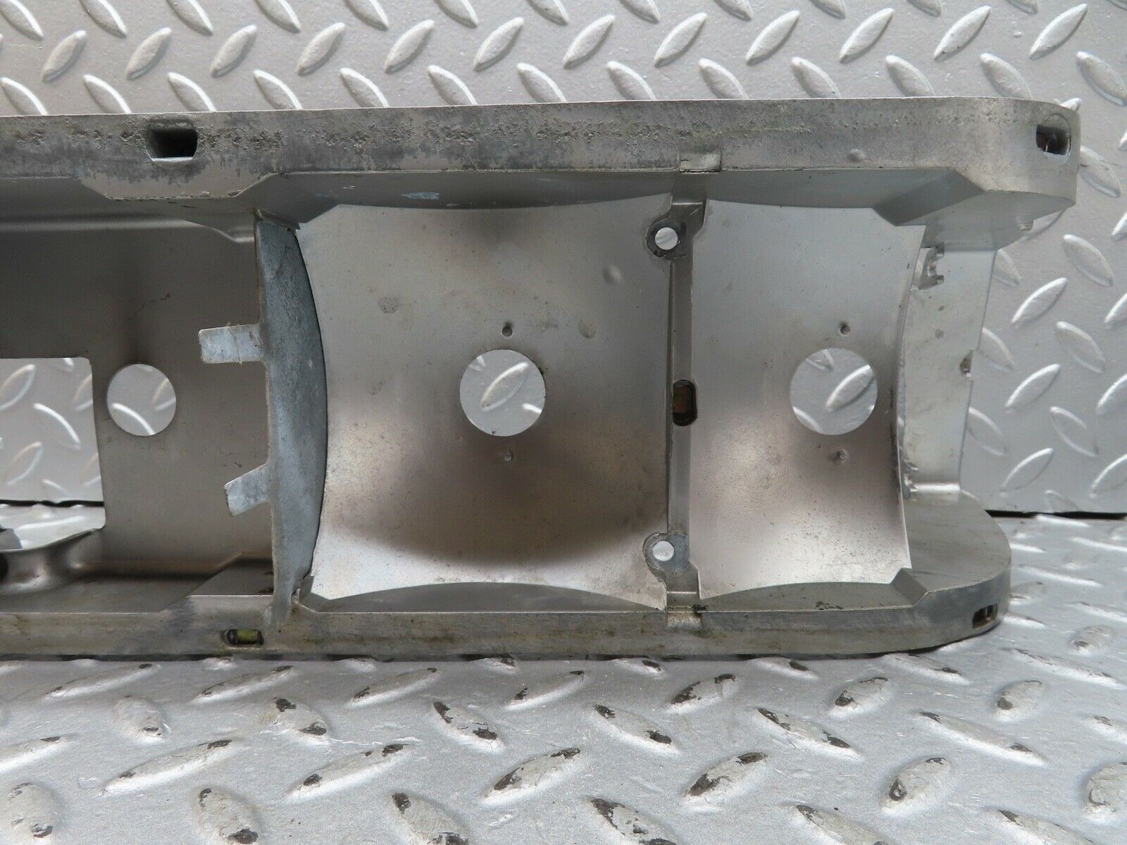 17579 Mercedes-Benz W116 450SEL Right Tail Light Frame